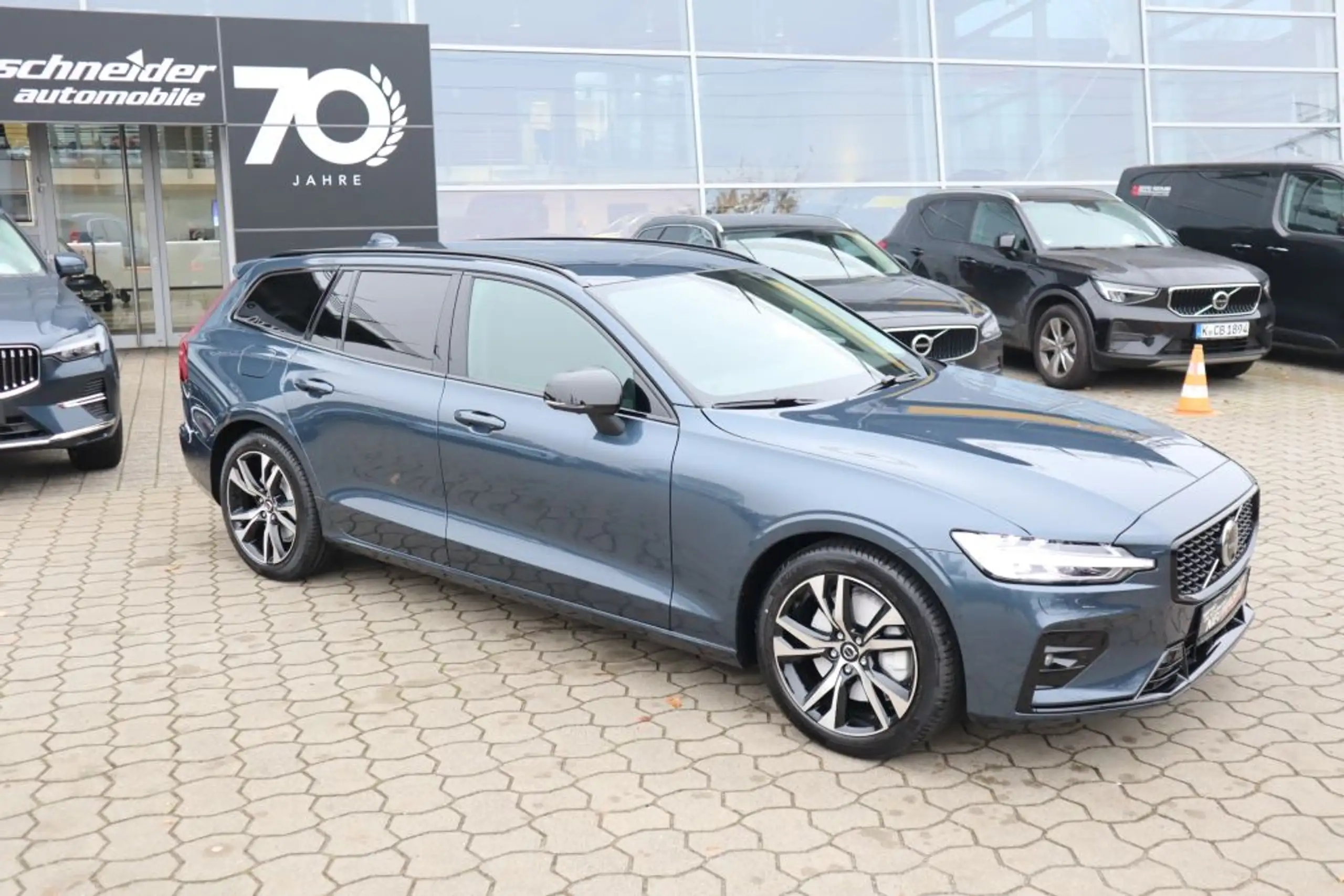 Volvo - V60