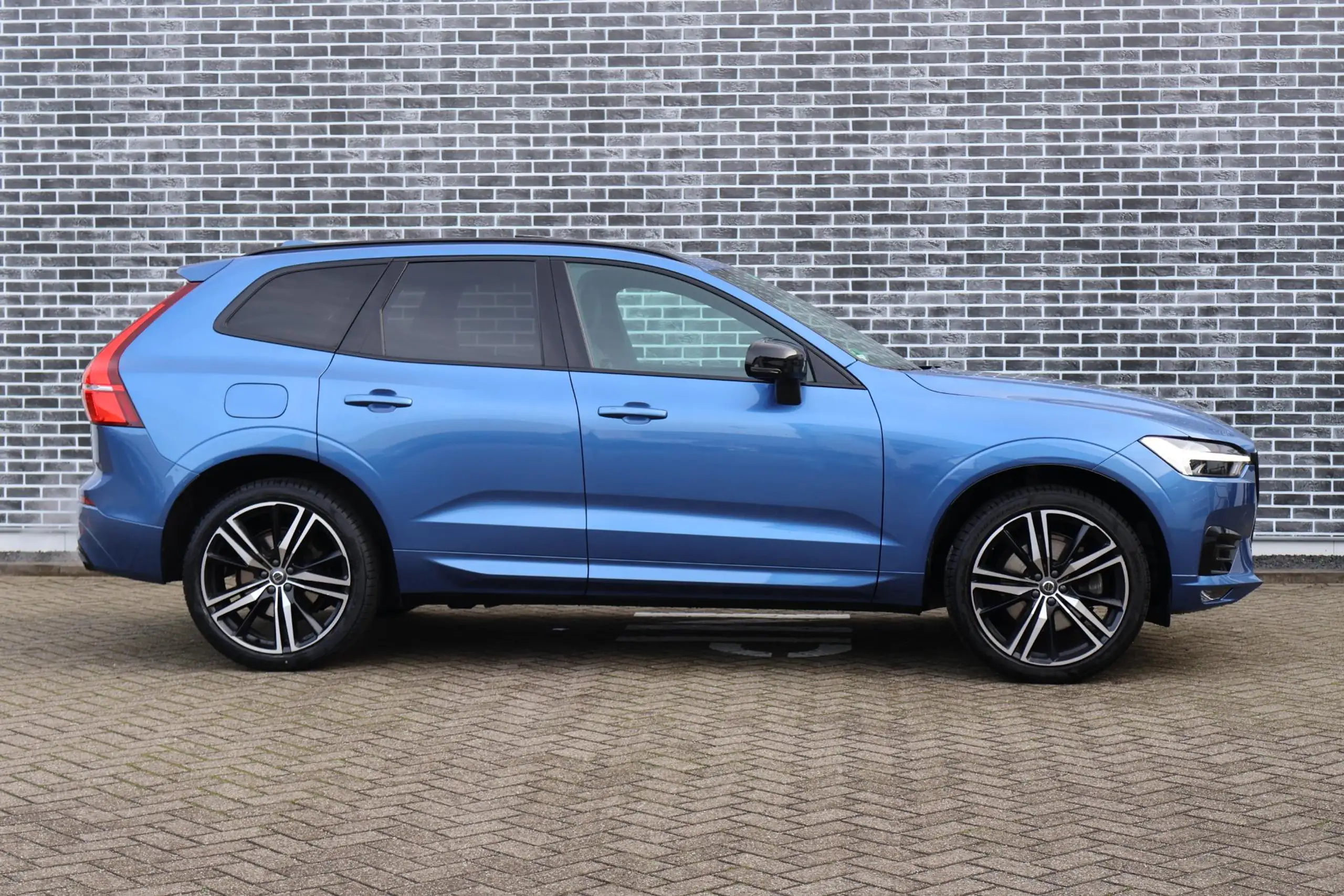 Volvo - XC60