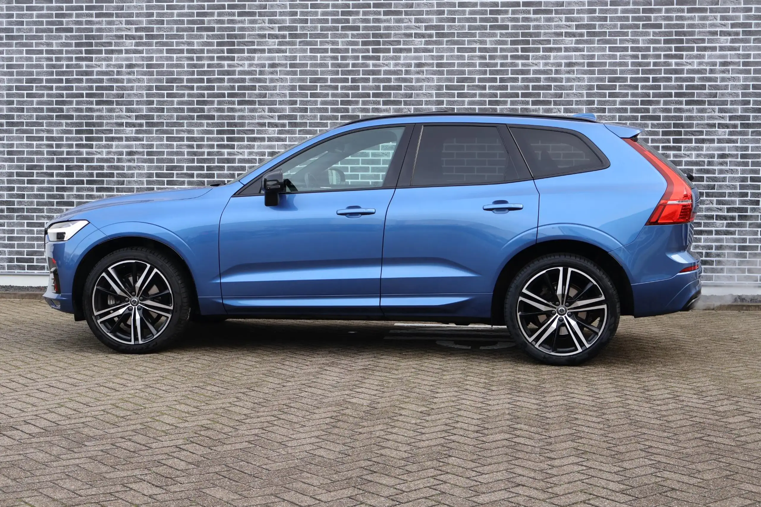 Volvo - XC60