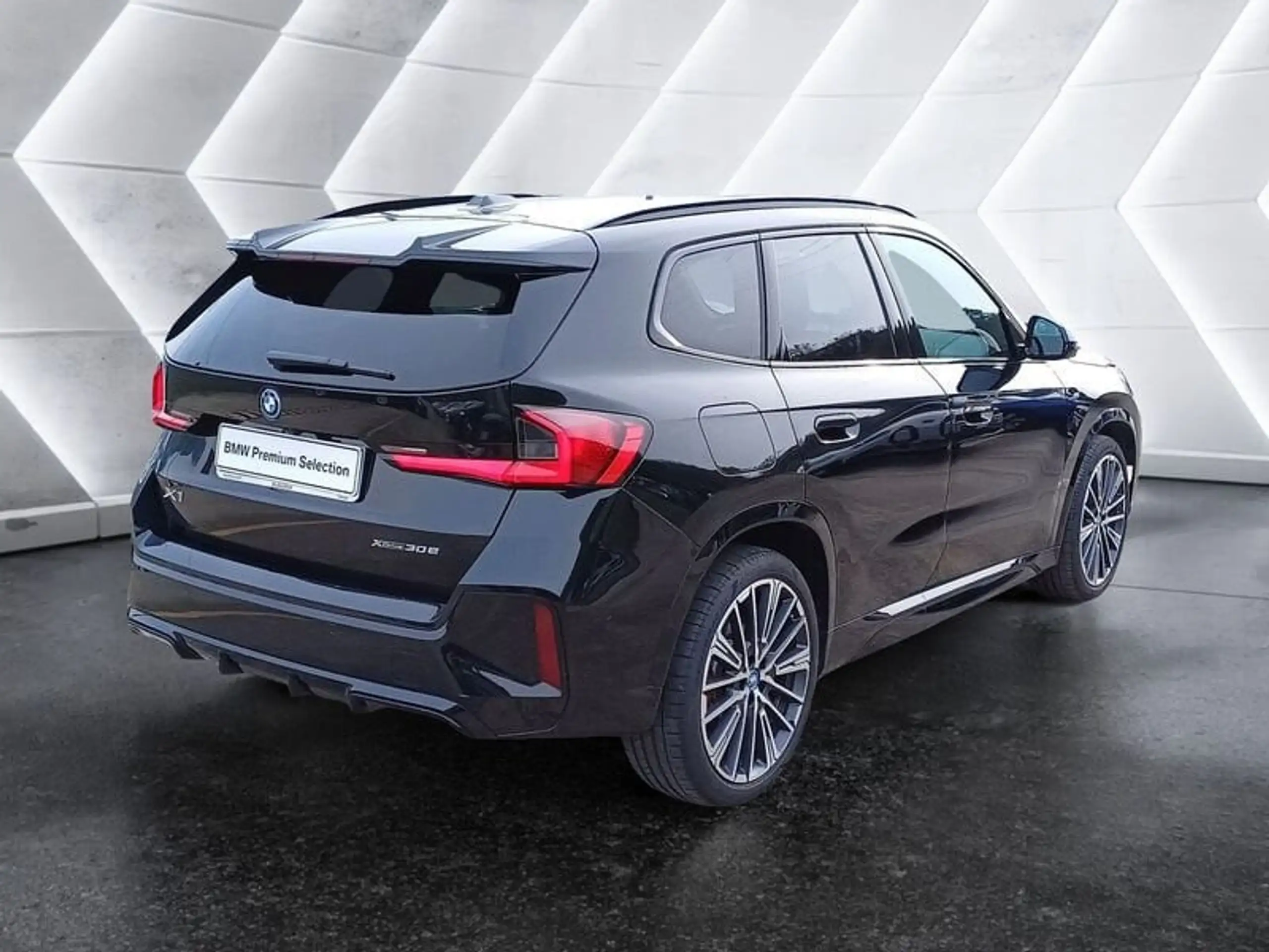 BMW - X1