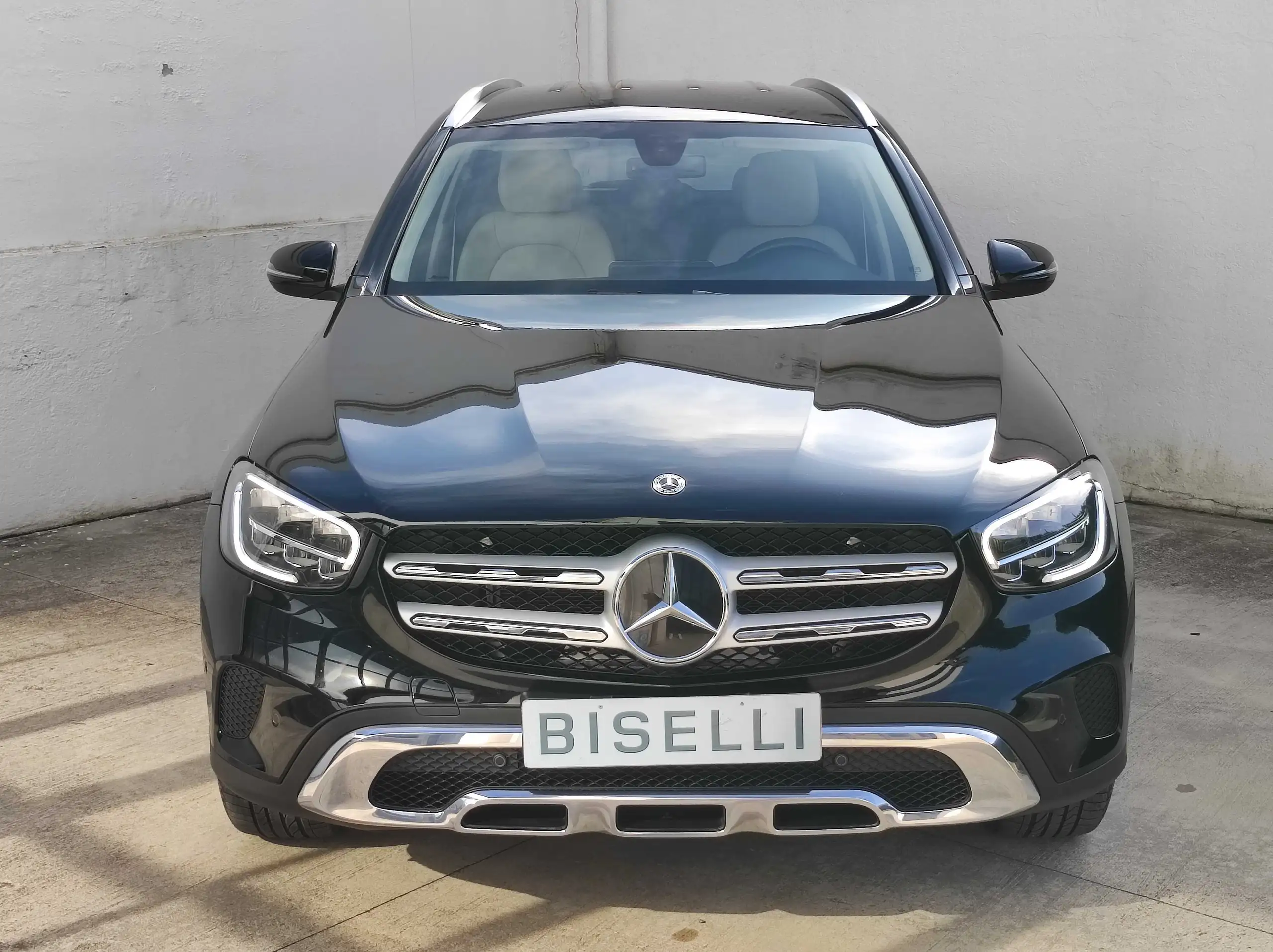 Mercedes-Benz - GLC 220