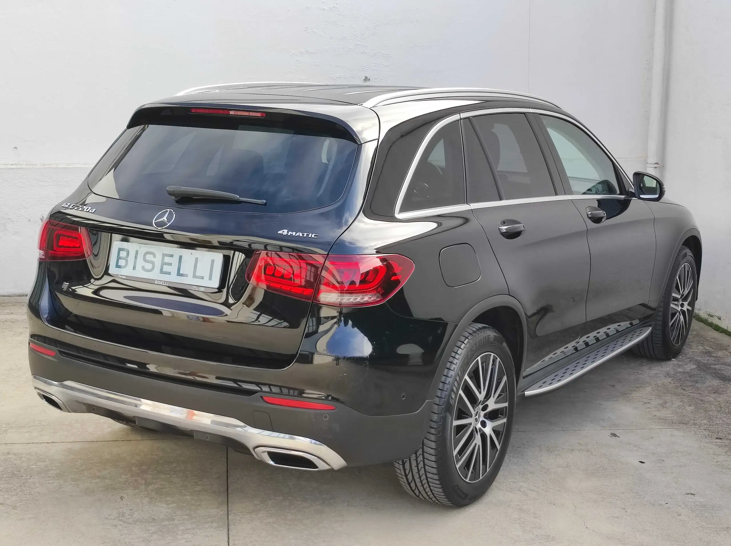 Mercedes-Benz - GLC 220