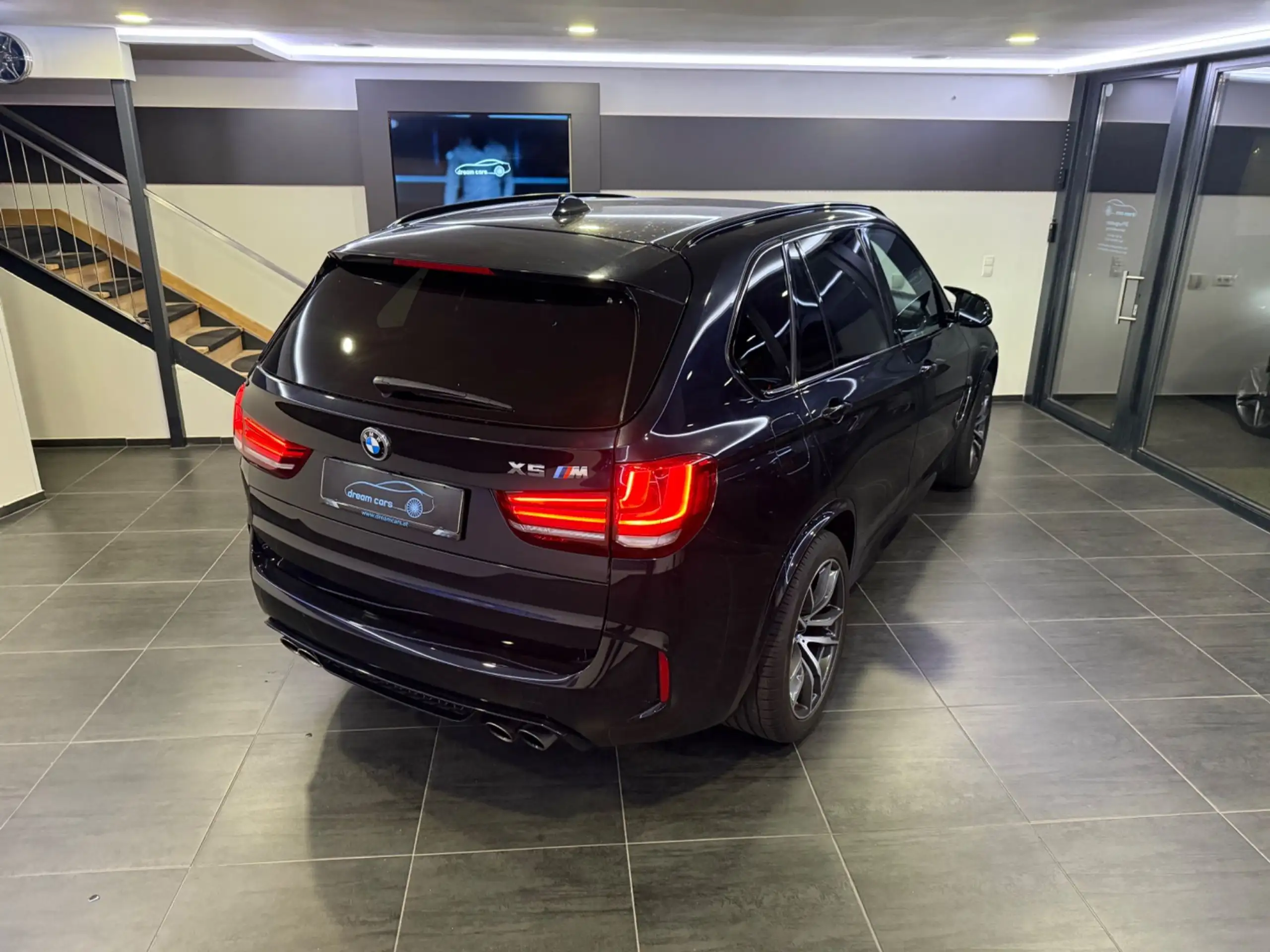 BMW - X5 M