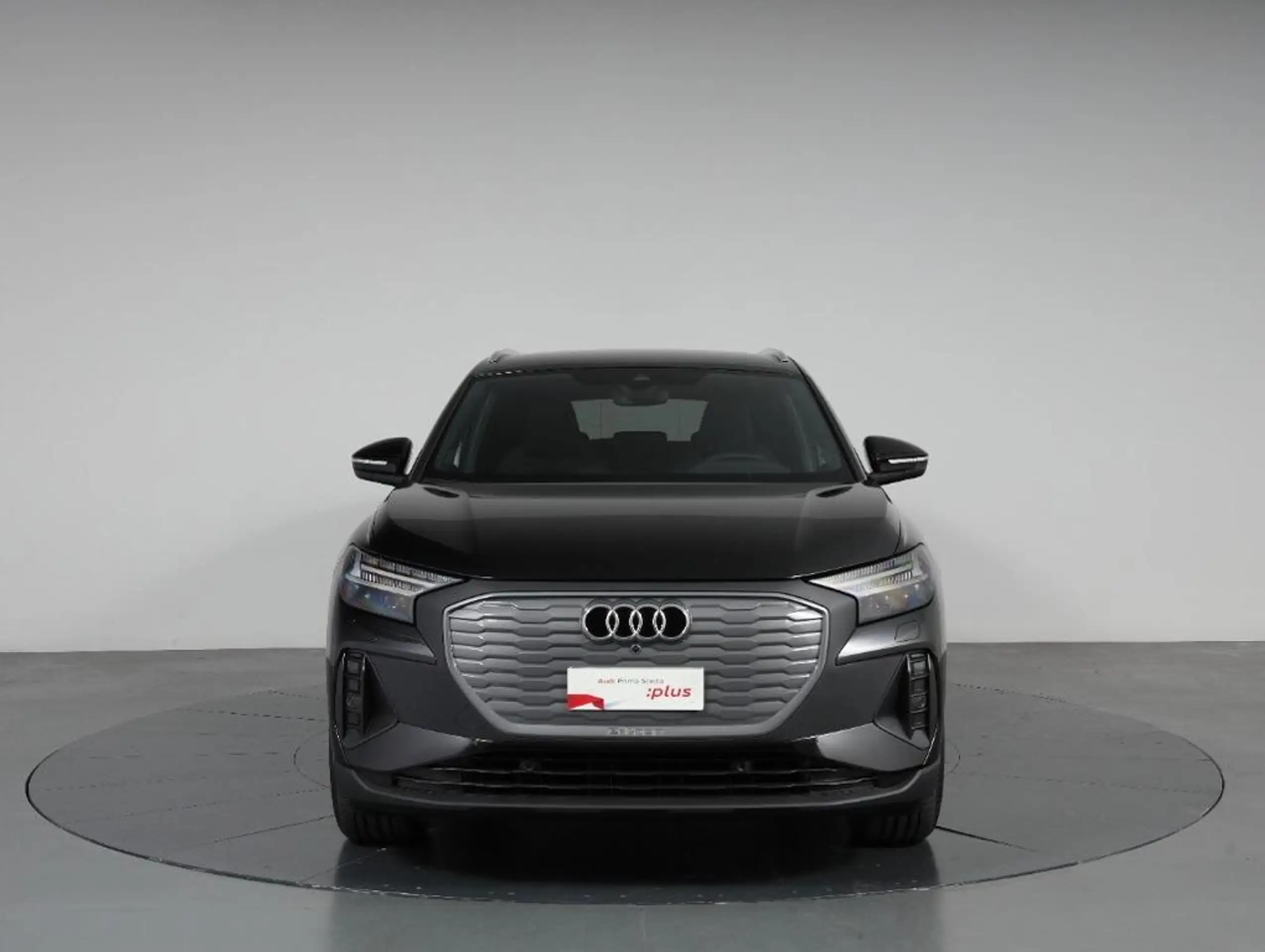 Audi - Q4 e-tron