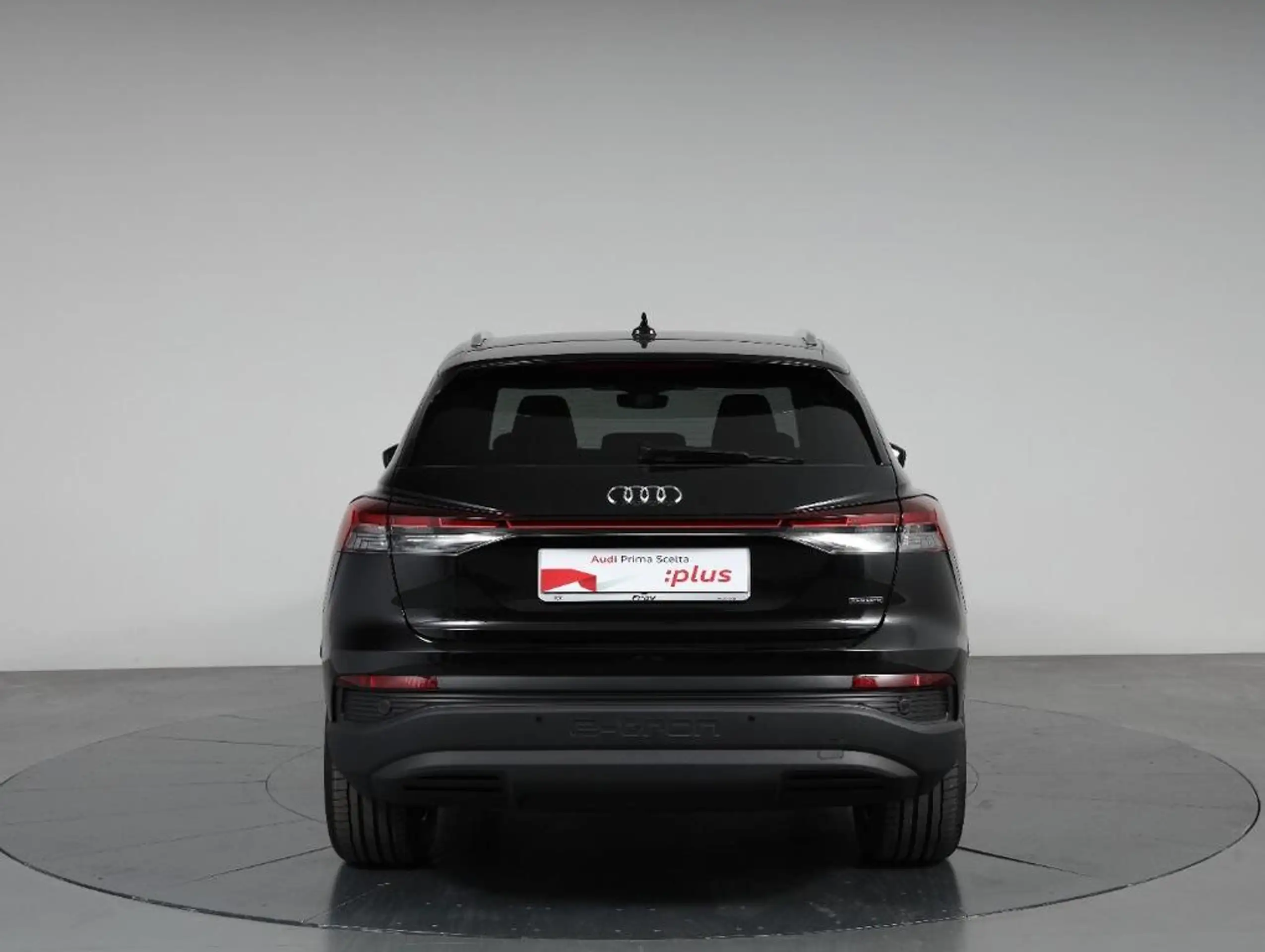 Audi - Q4 e-tron