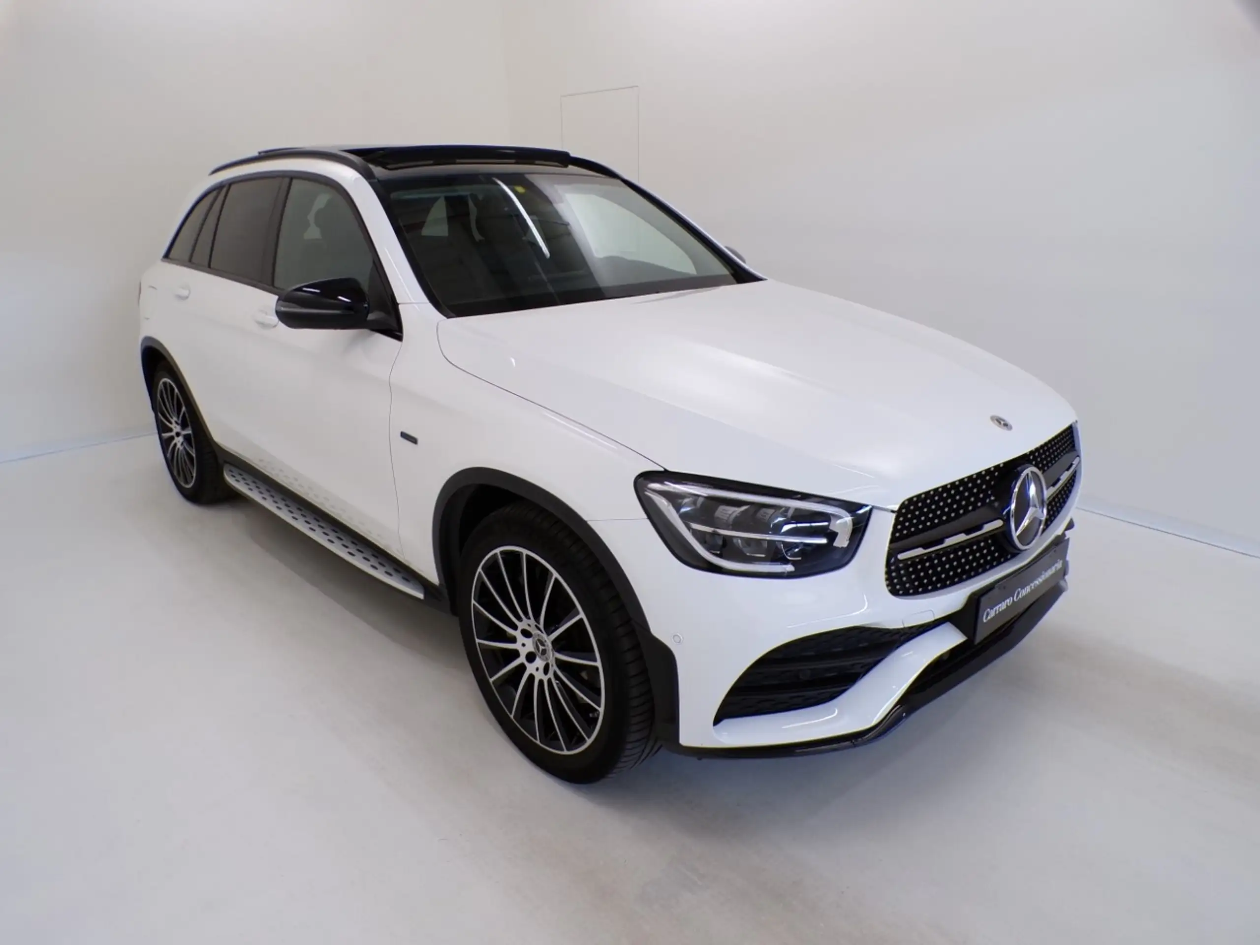 Mercedes-Benz - GLC 300