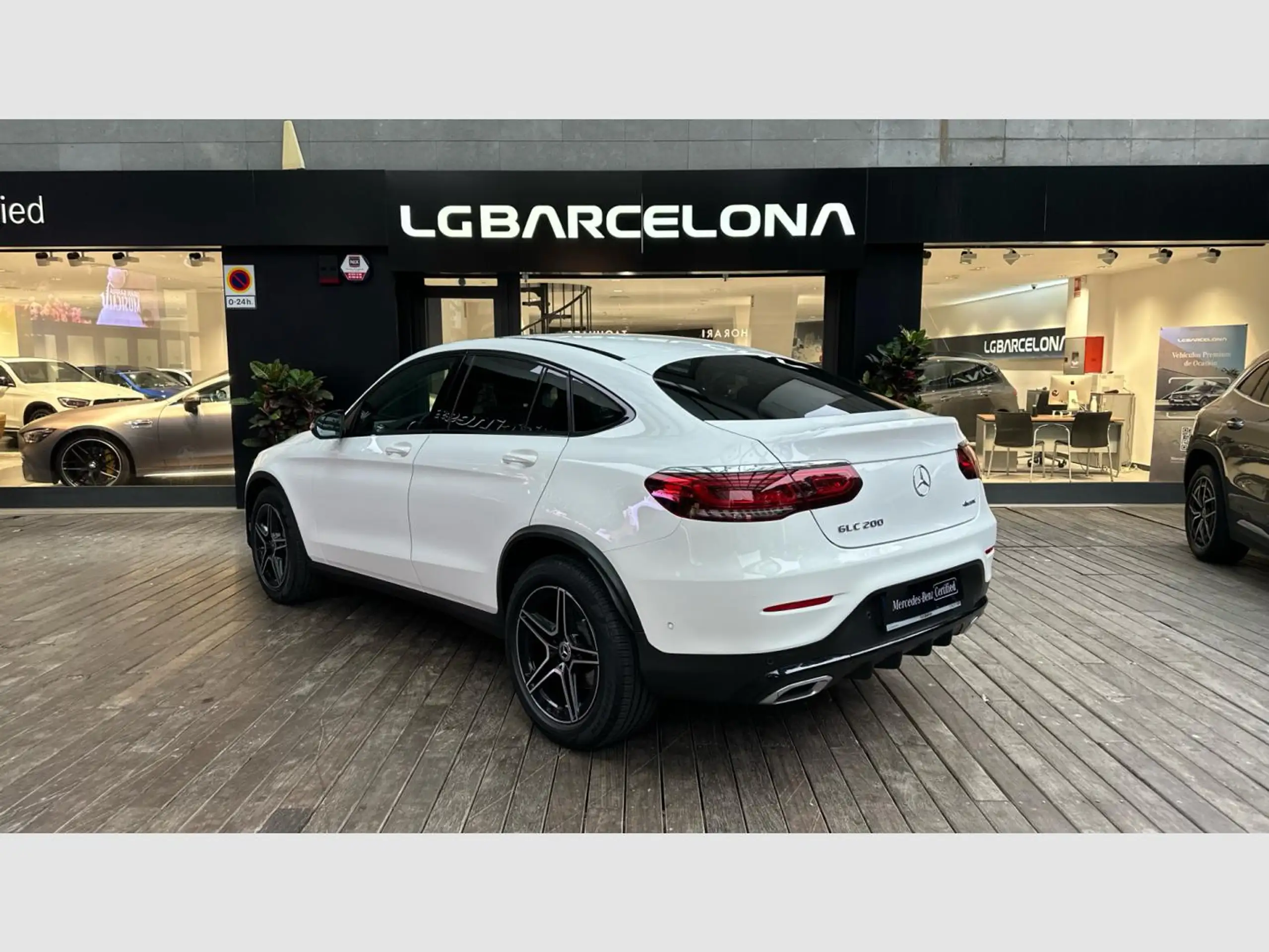 Mercedes-Benz - GLC 200