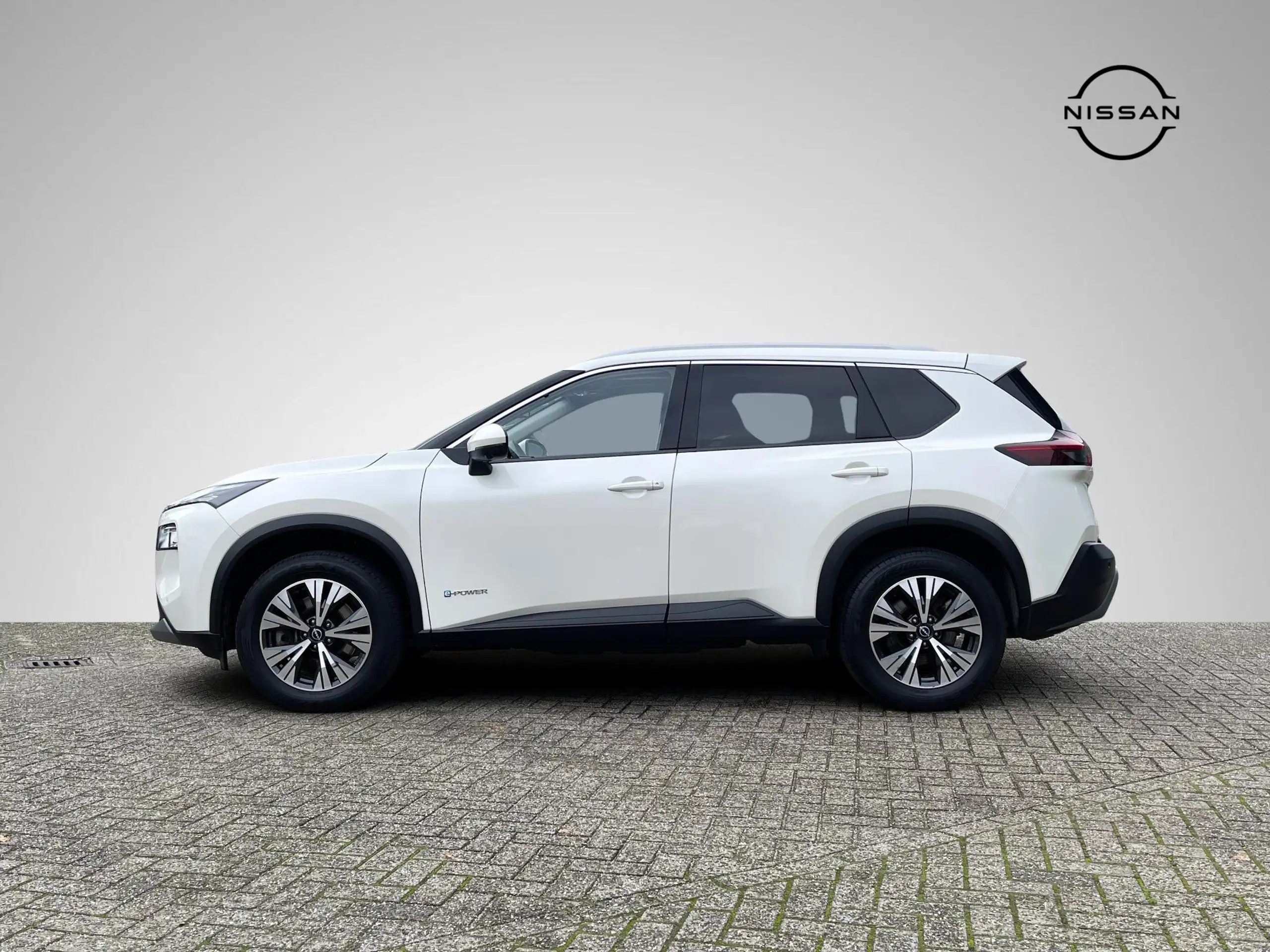 Nissan - X-Trail