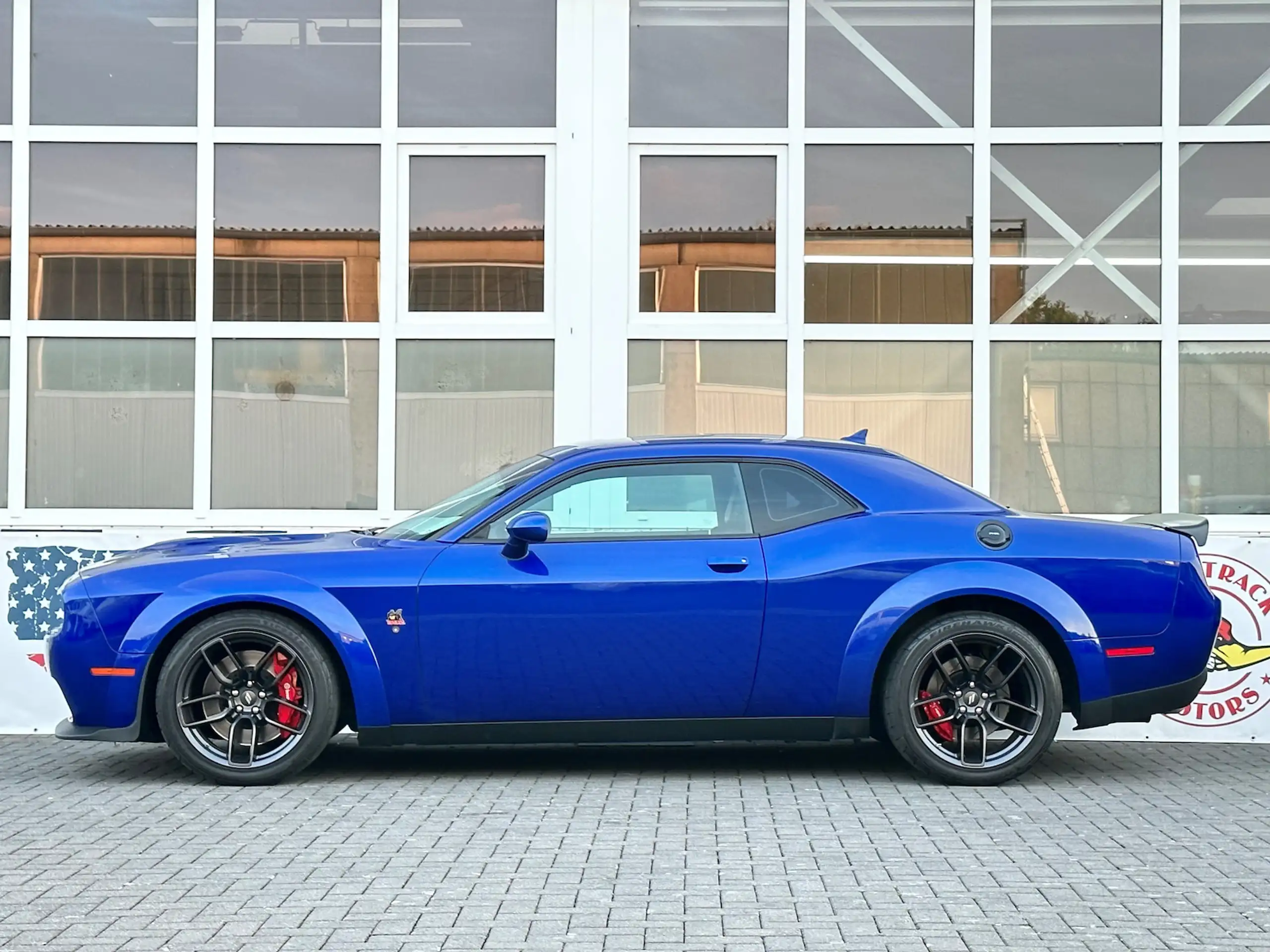 Dodge - Challenger