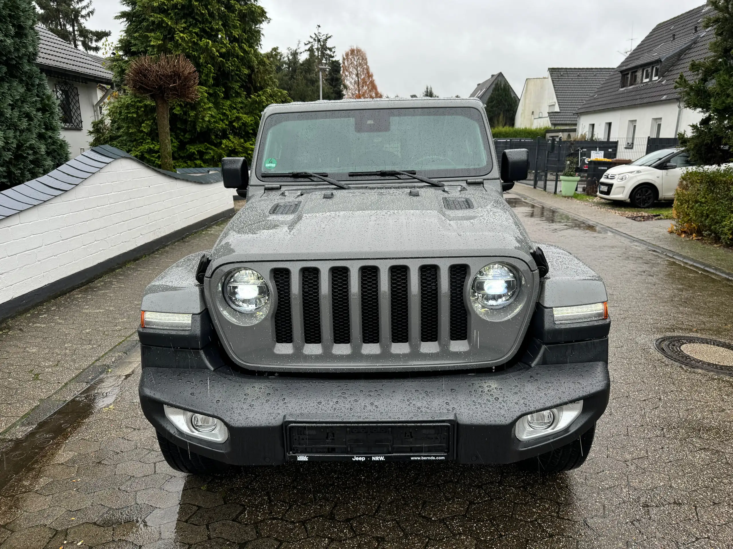 Jeep - Wrangler