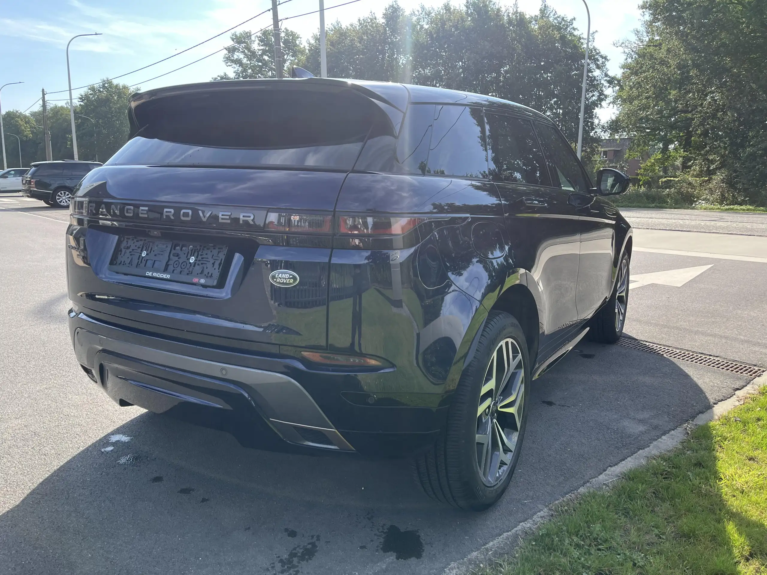 Land Rover - Range Rover Evoque