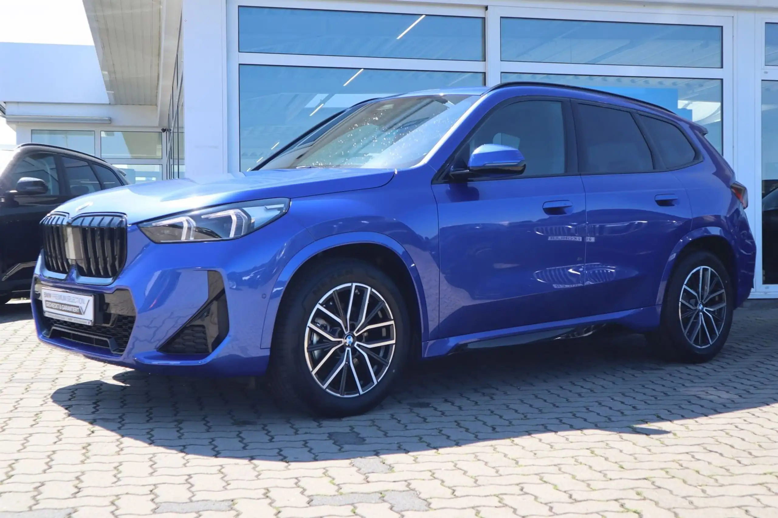 BMW - X1