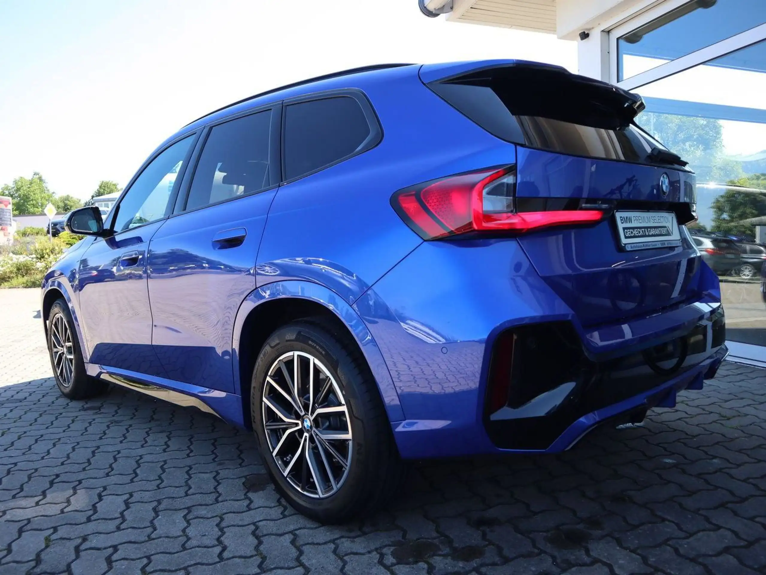 BMW - X1