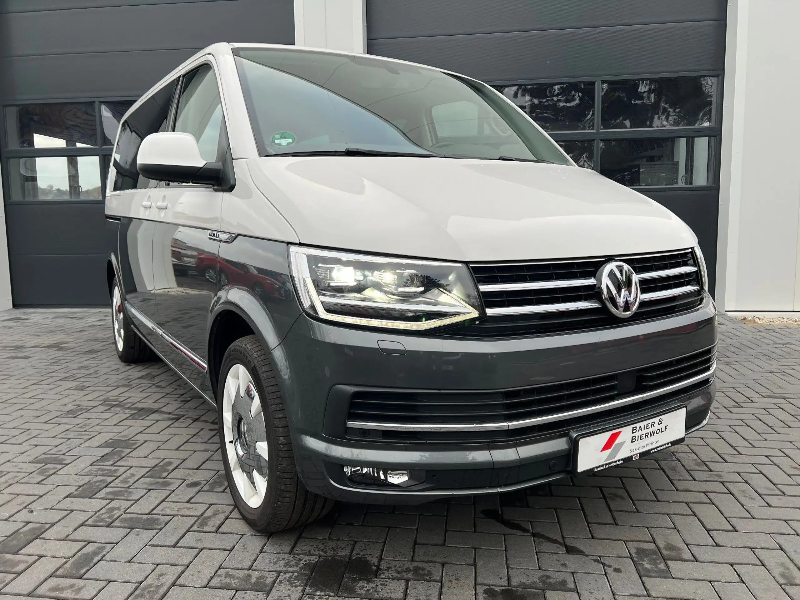 Volkswagen - T6 Multivan