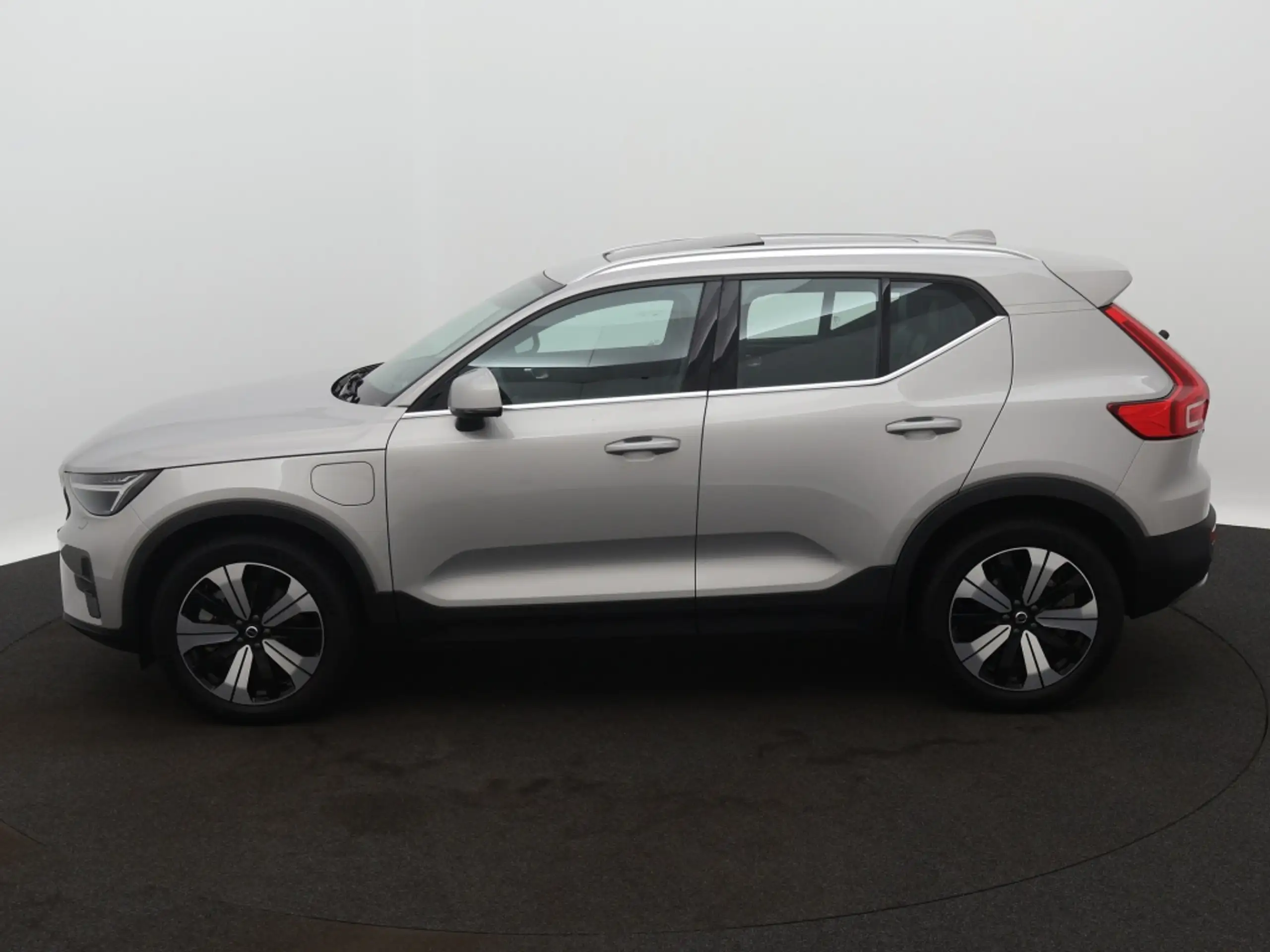 Volvo - XC40