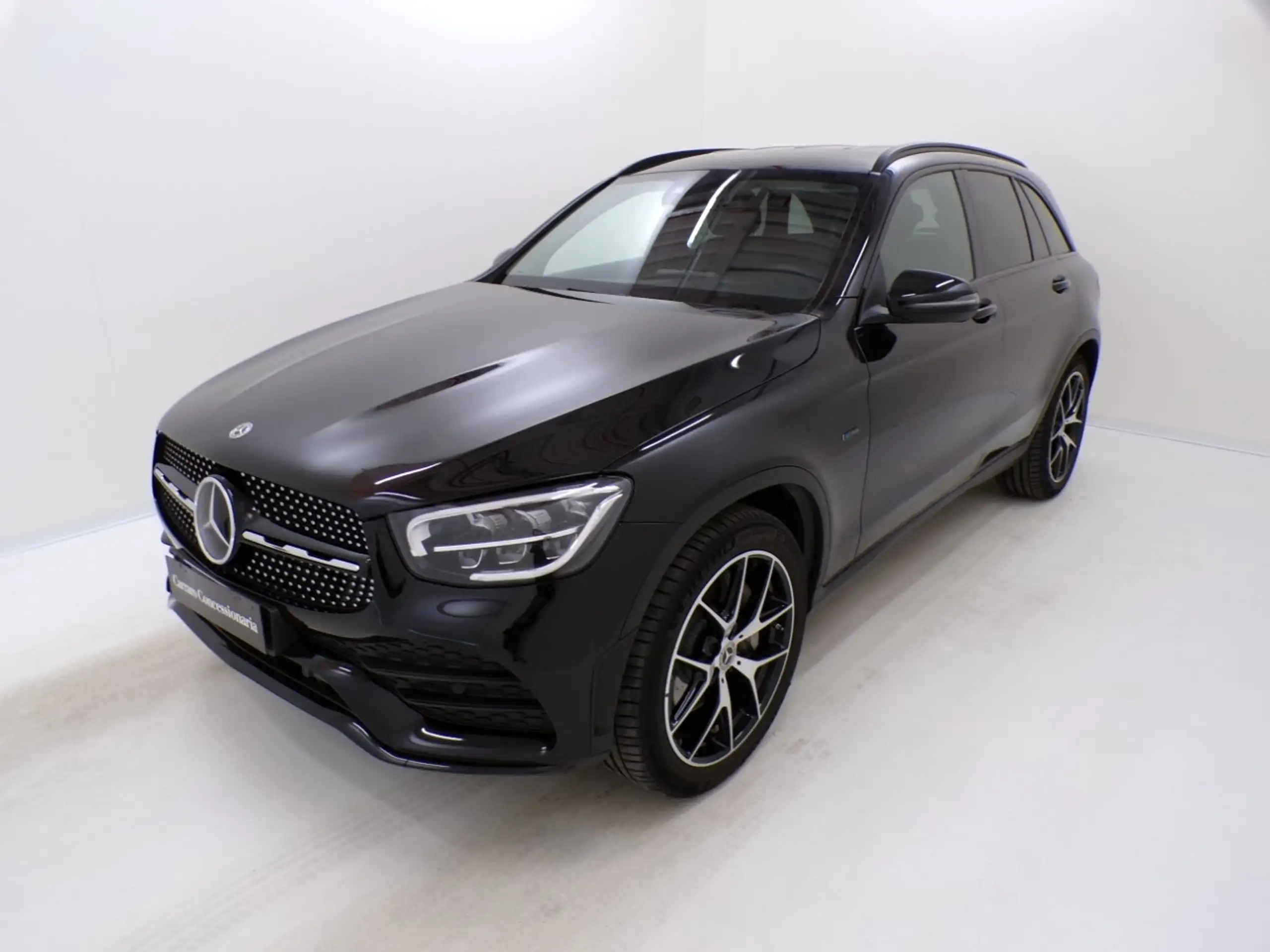 Mercedes-Benz - GLC 300