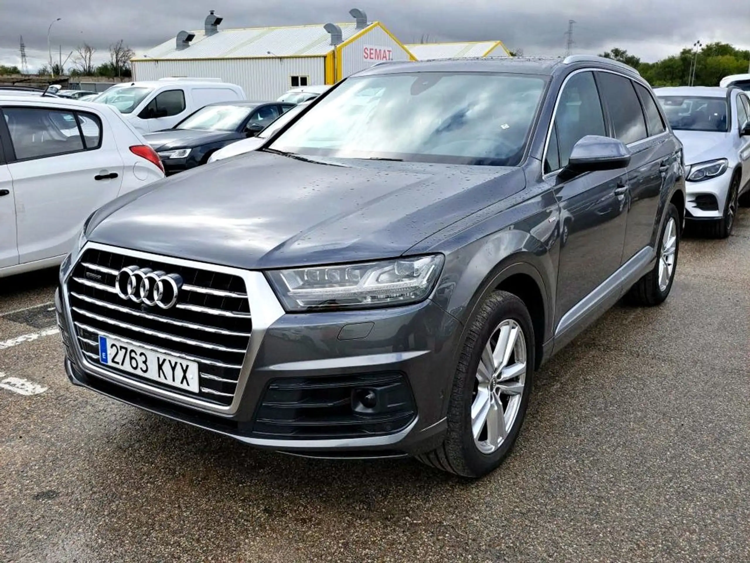 Audi - Q7