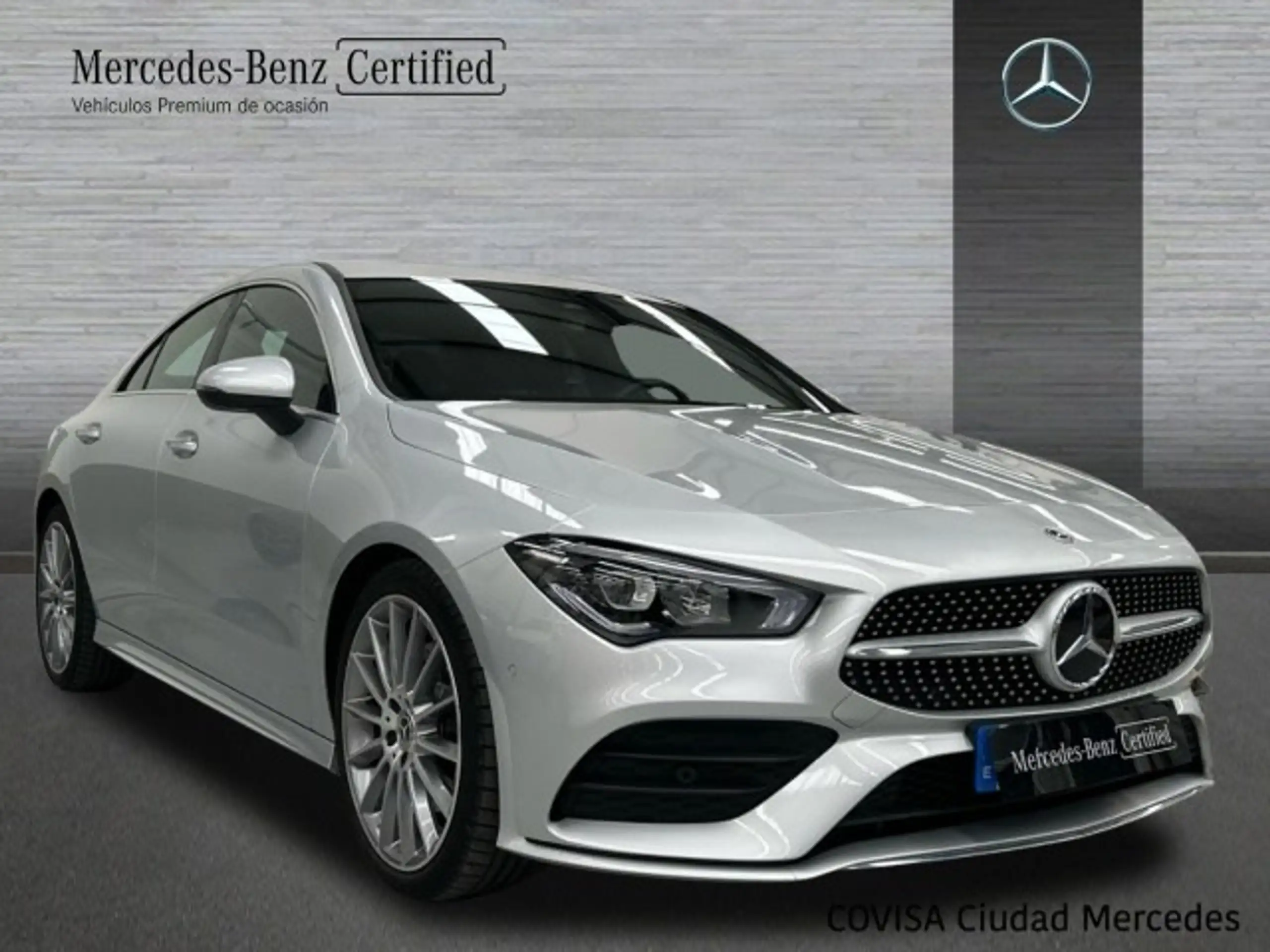 Mercedes-Benz - CLA 200