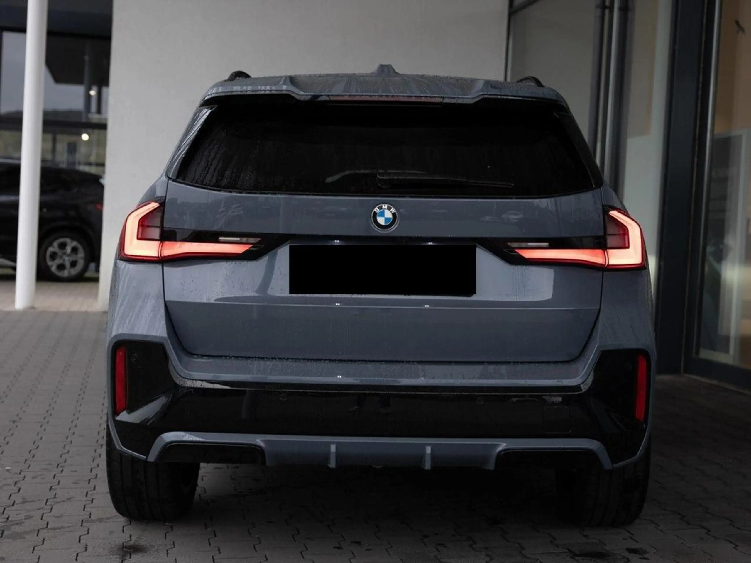 BMW - X1