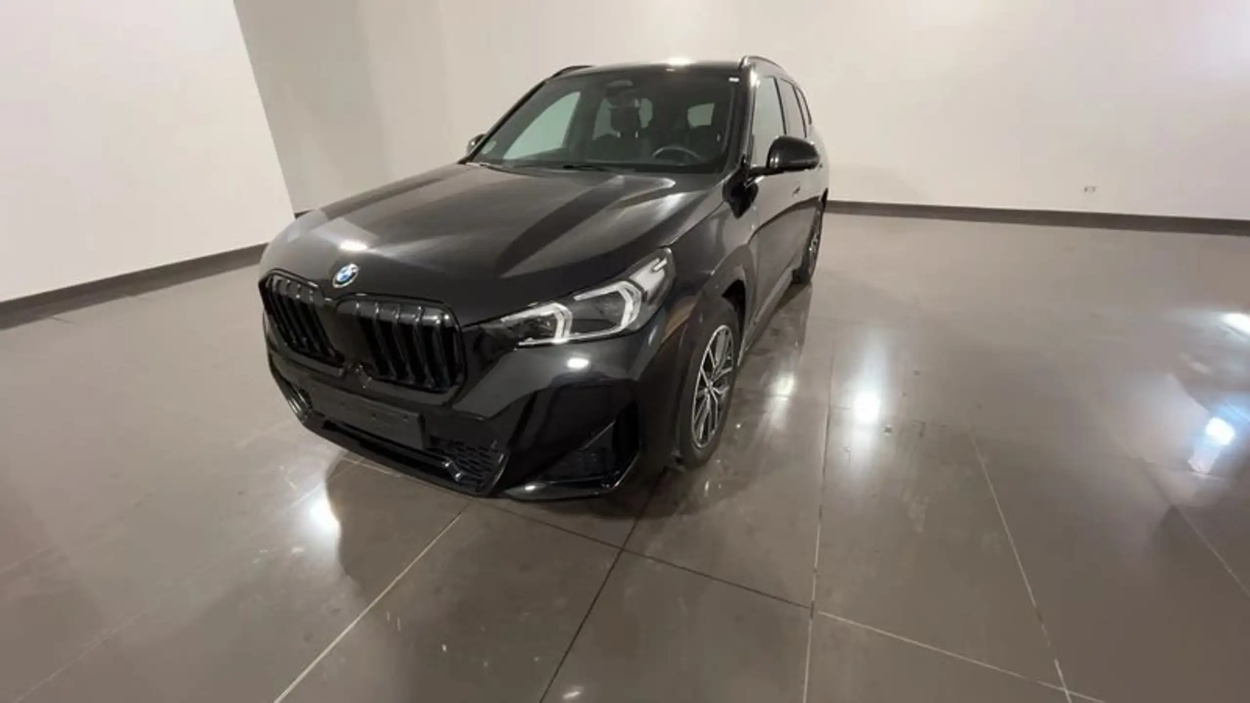 BMW - X1