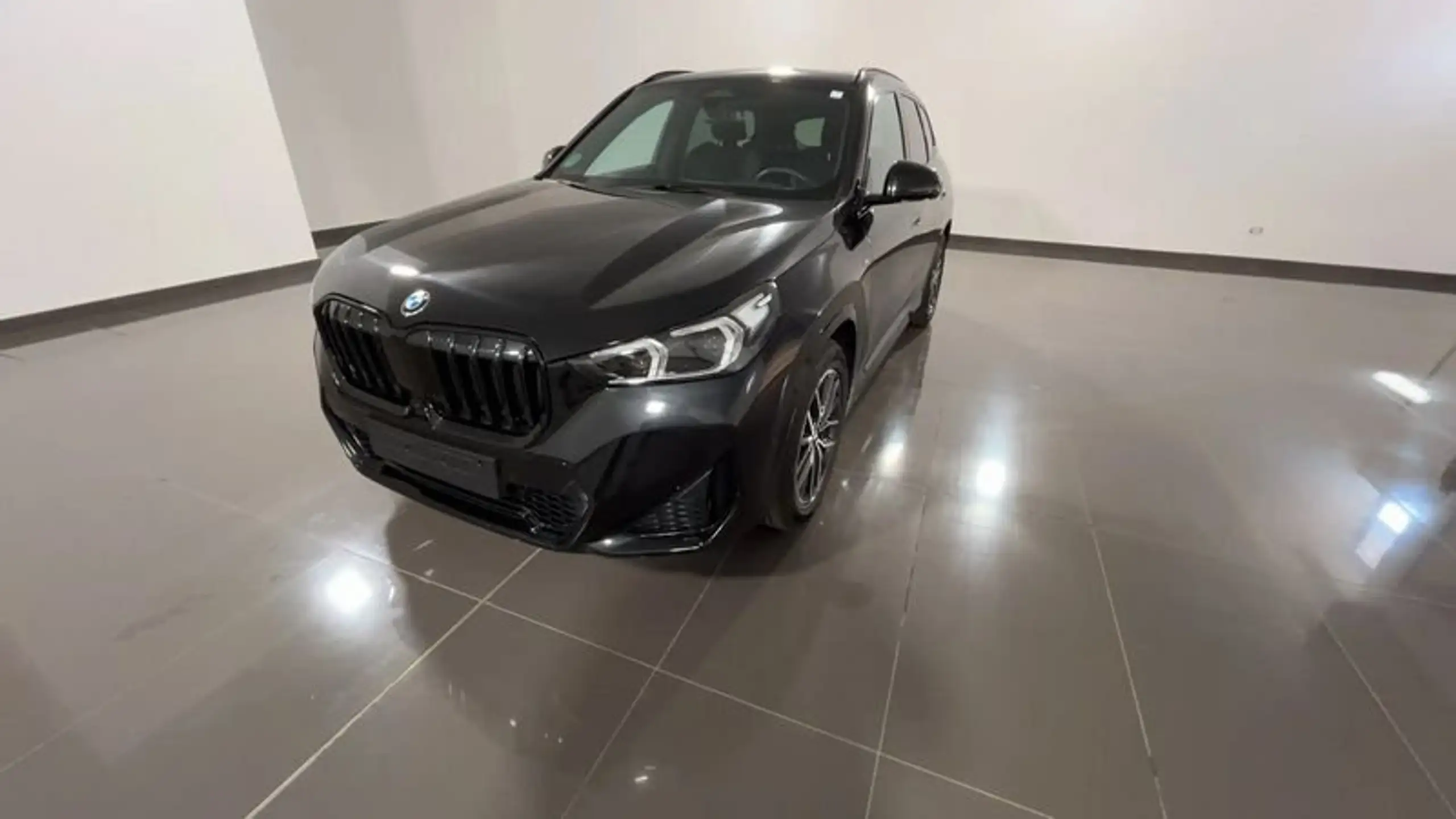 BMW - X1