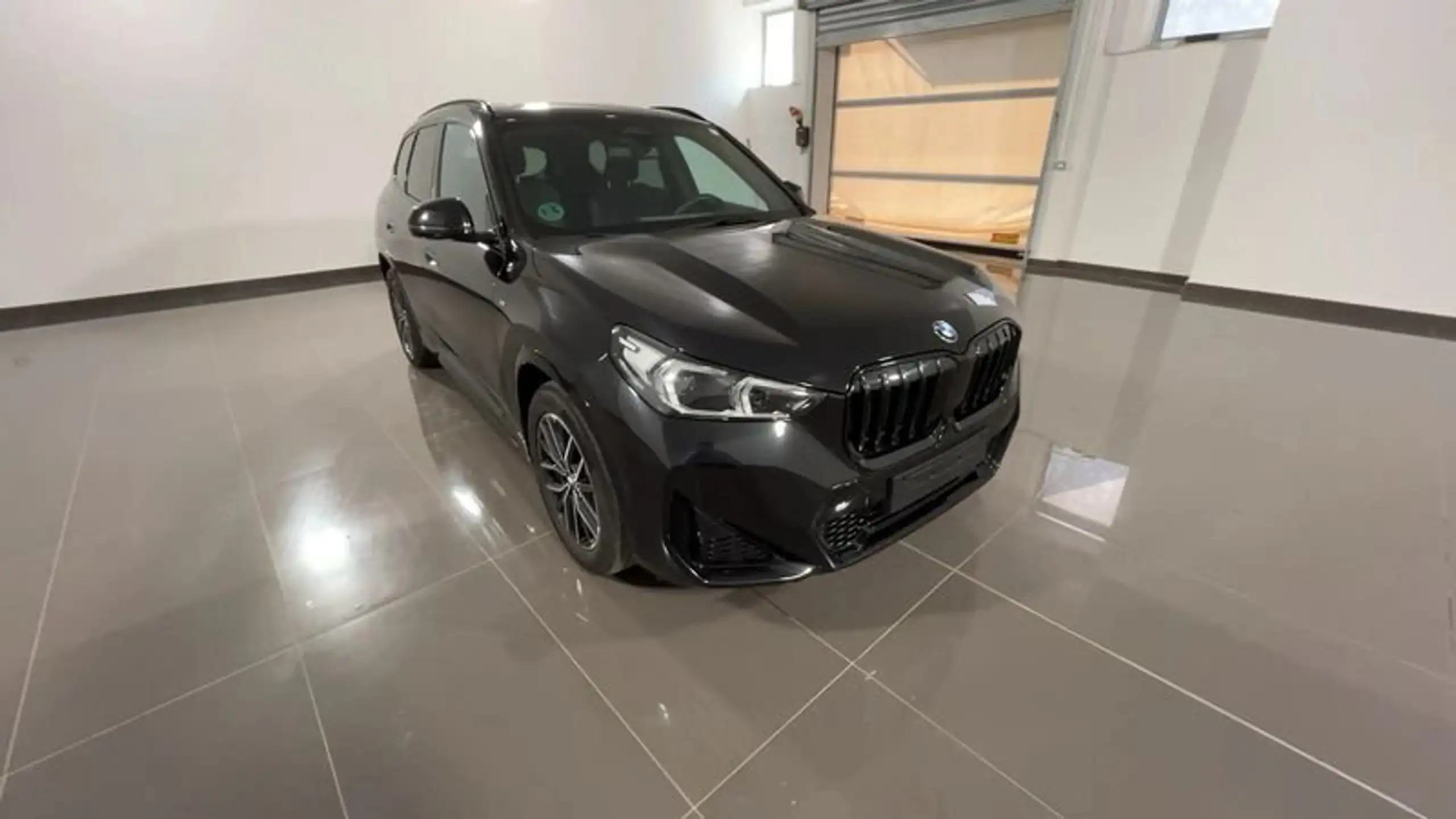 BMW - X1