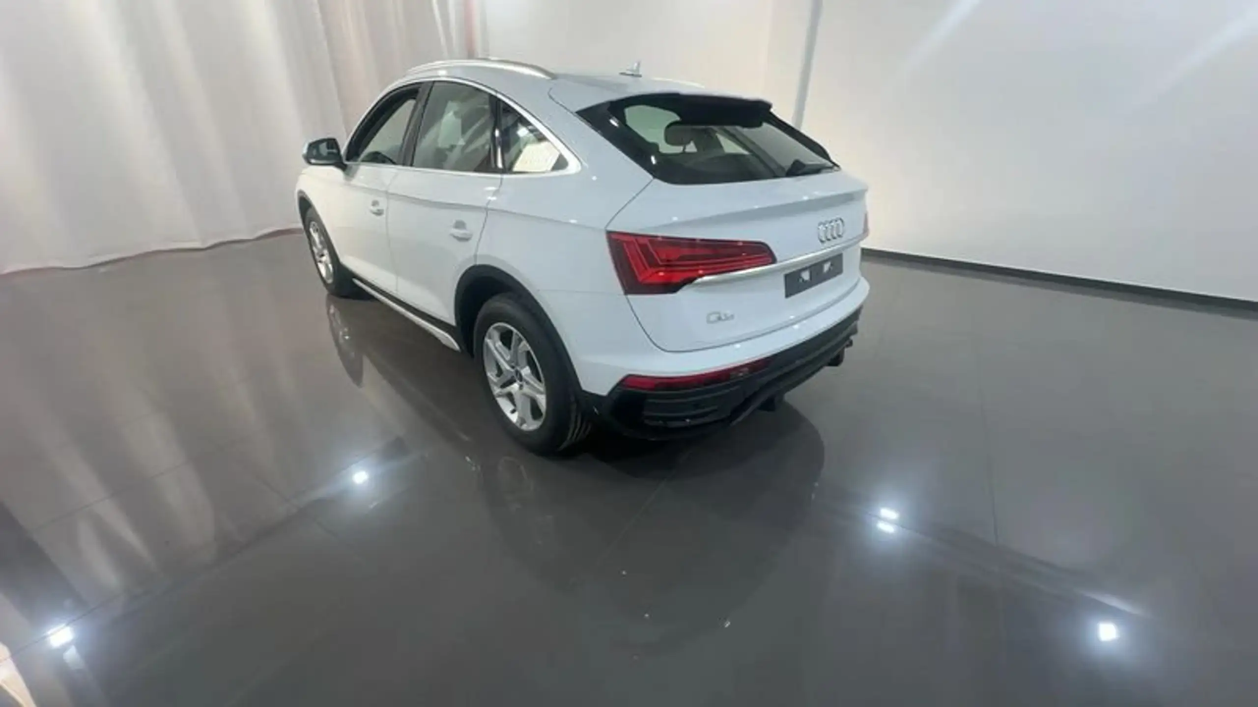 Audi - Q5