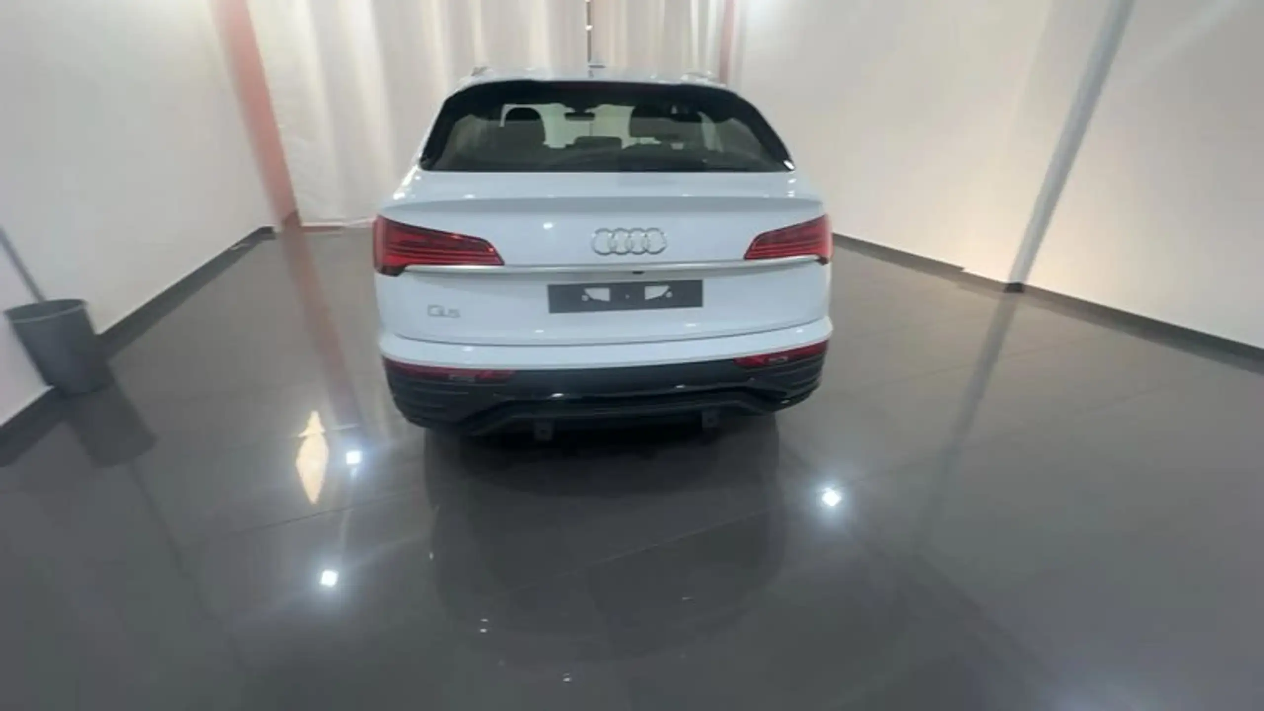 Audi - Q5