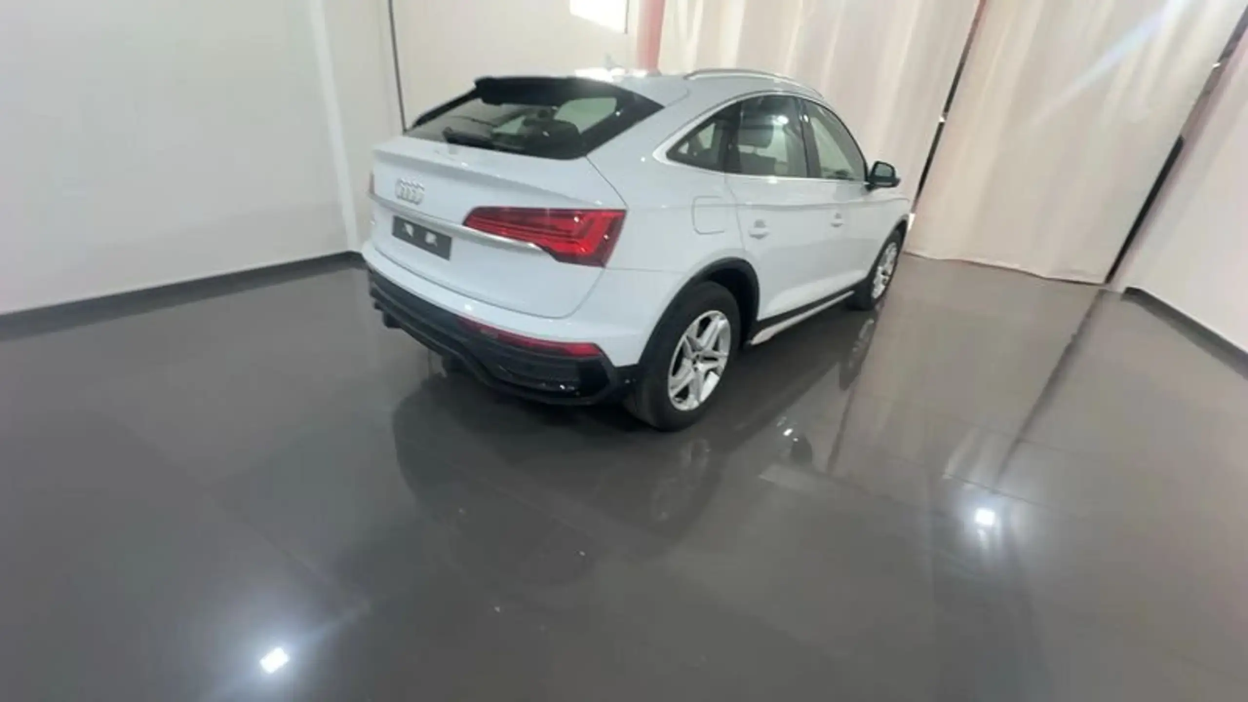 Audi - Q5