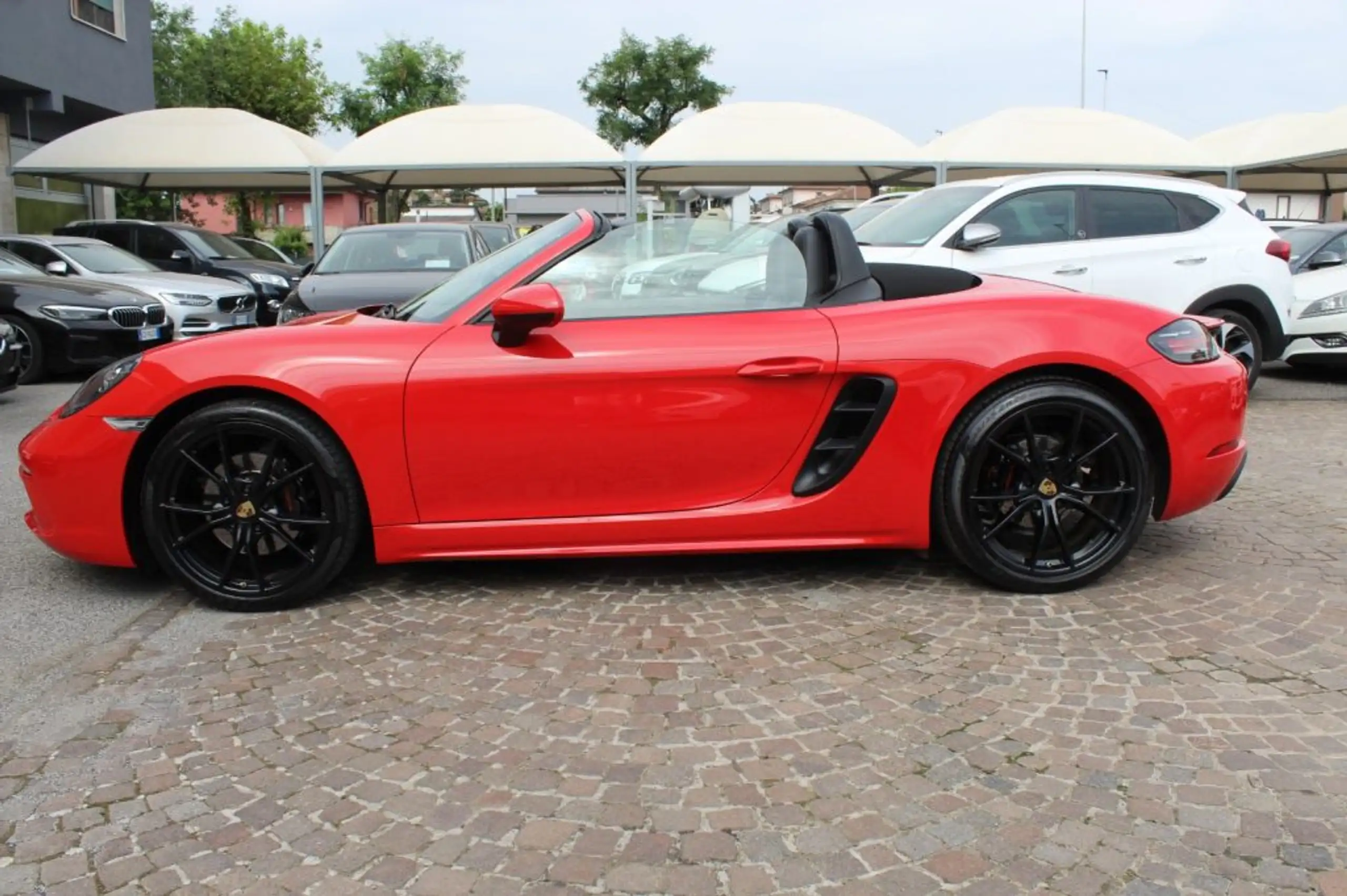 Porsche - 718 Spyder