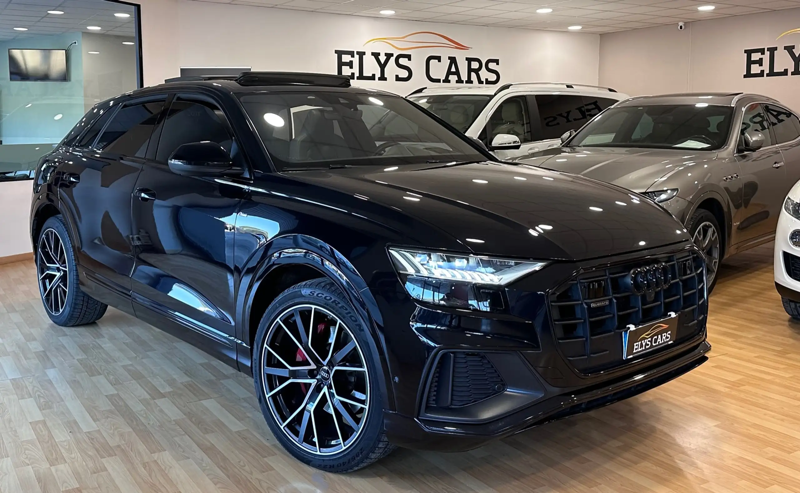 Audi - Q8