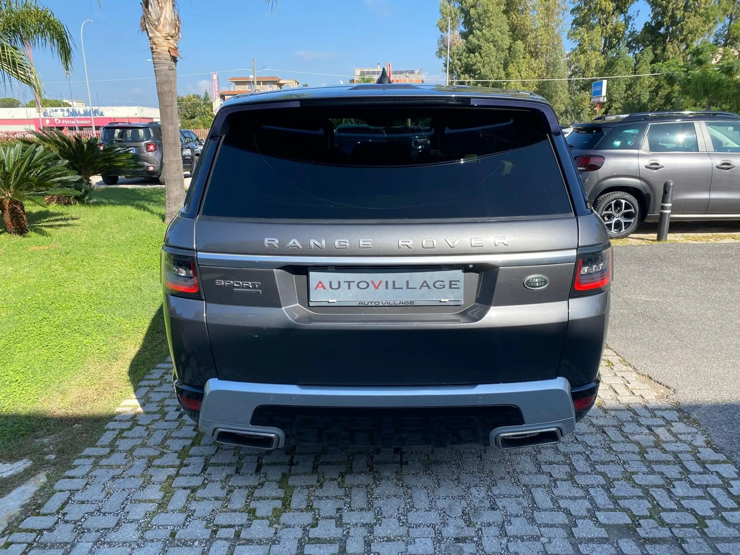 Land Rover - Range Rover Sport