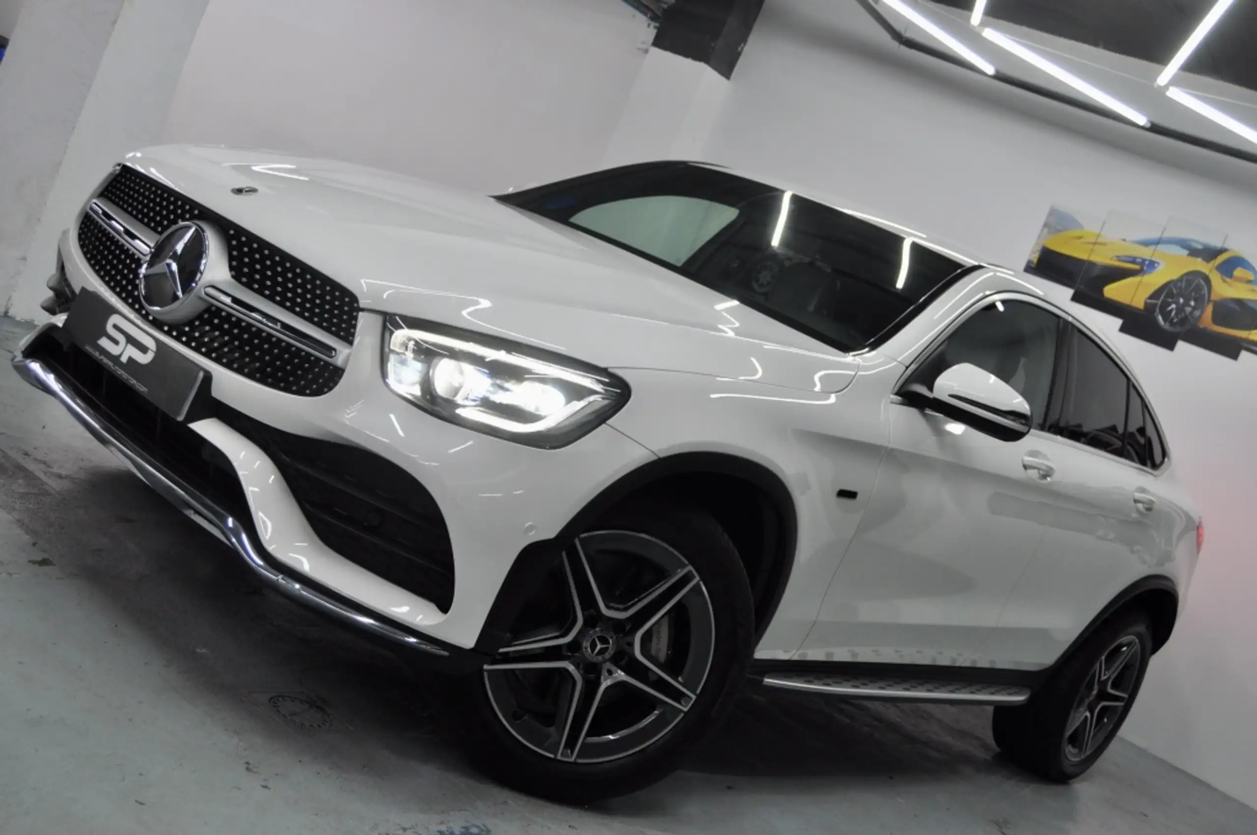 Mercedes-Benz GLC 300 2021