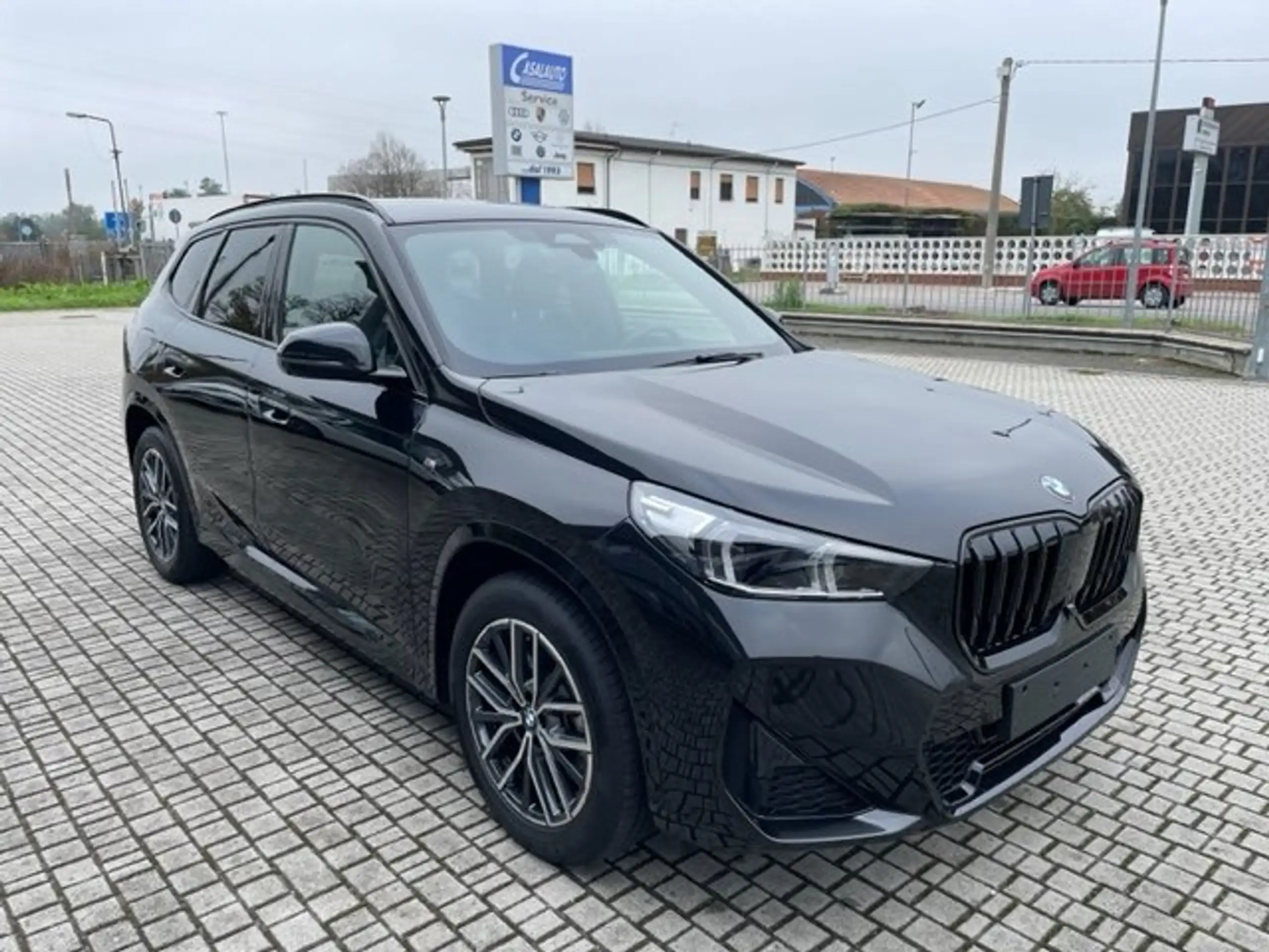 BMW - X1