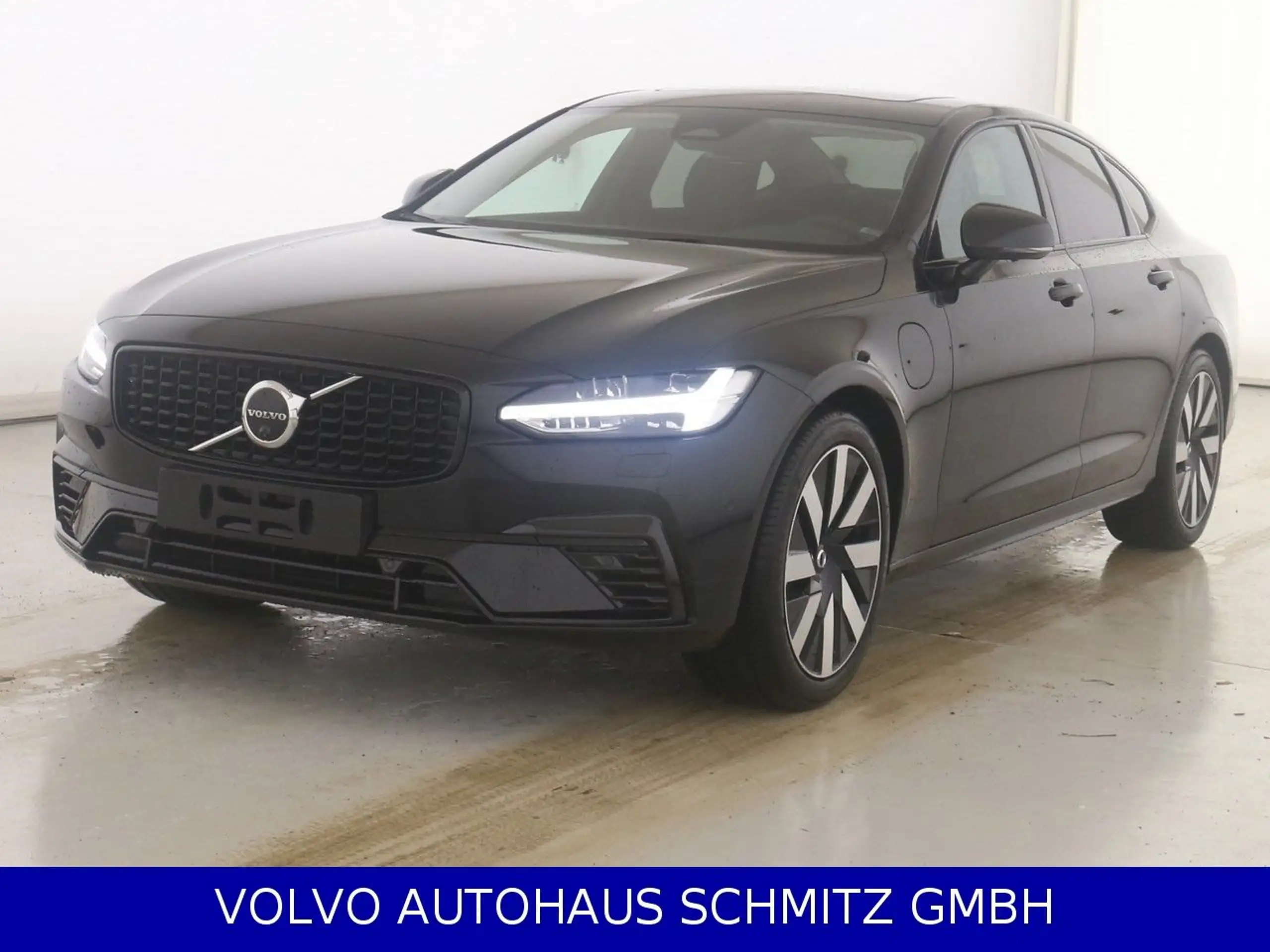 Volvo - S90