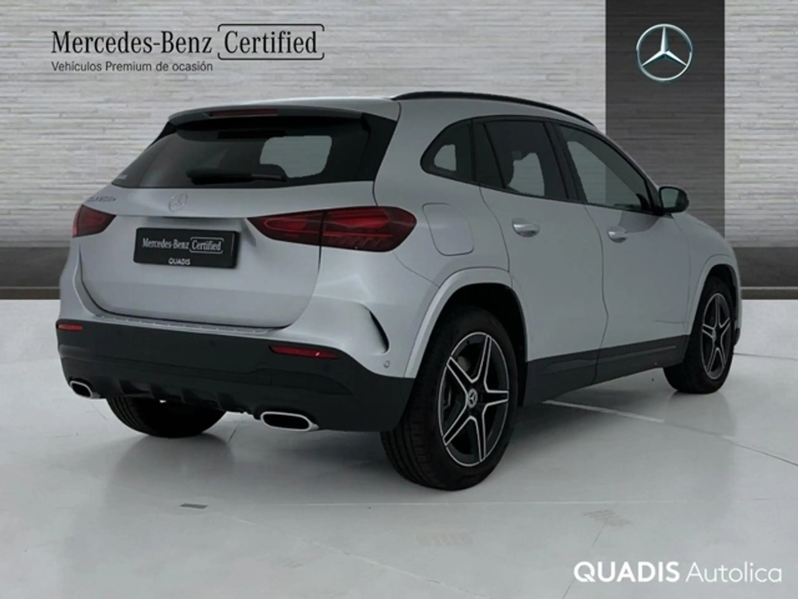 Mercedes-Benz - GLA 250