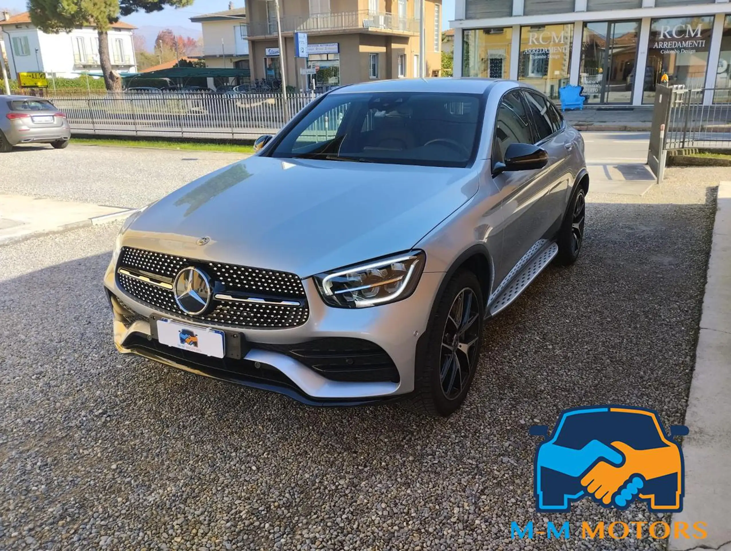 Mercedes-Benz - GLC 220