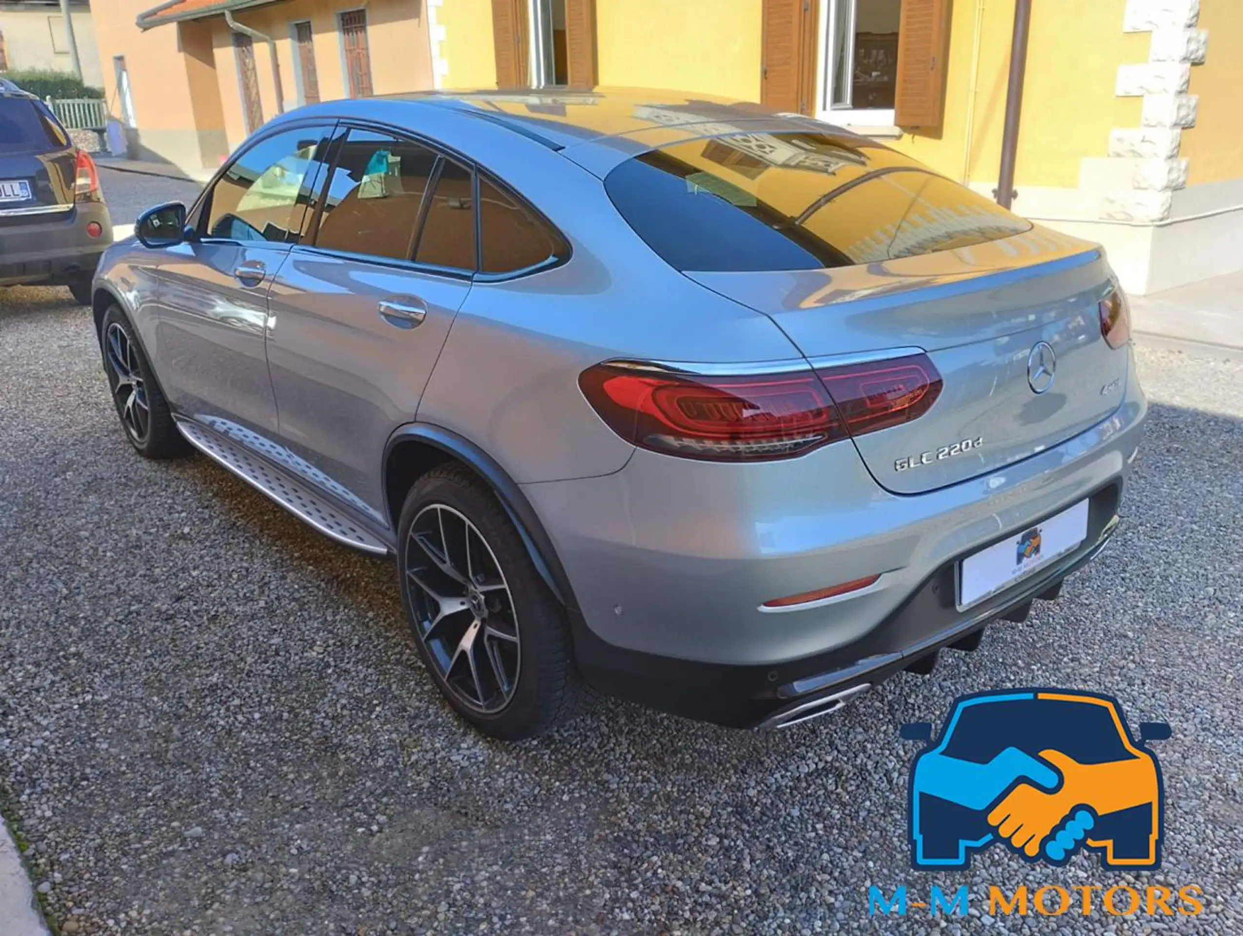 Mercedes-Benz - GLC 220