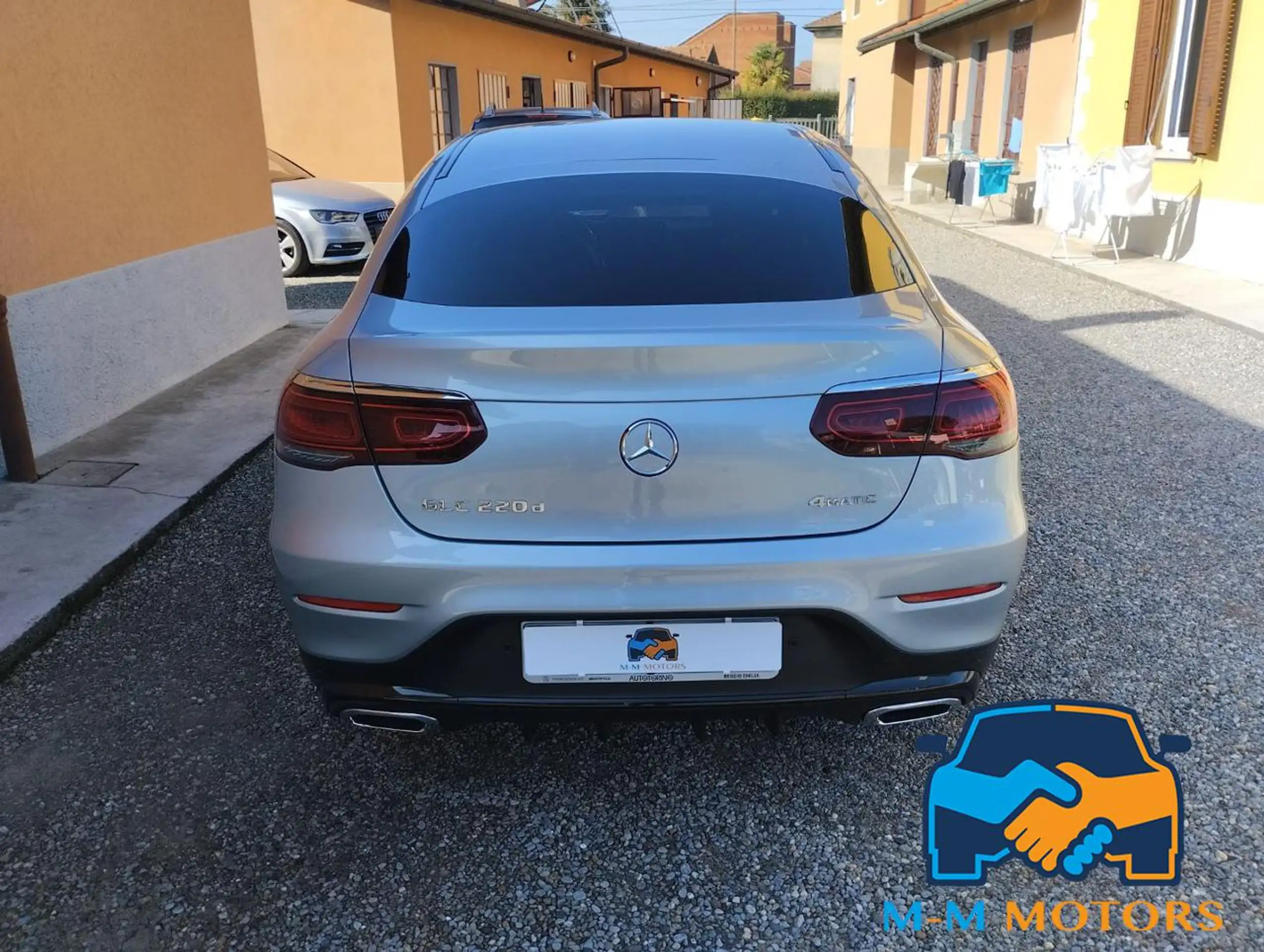 Mercedes-Benz - GLC 220