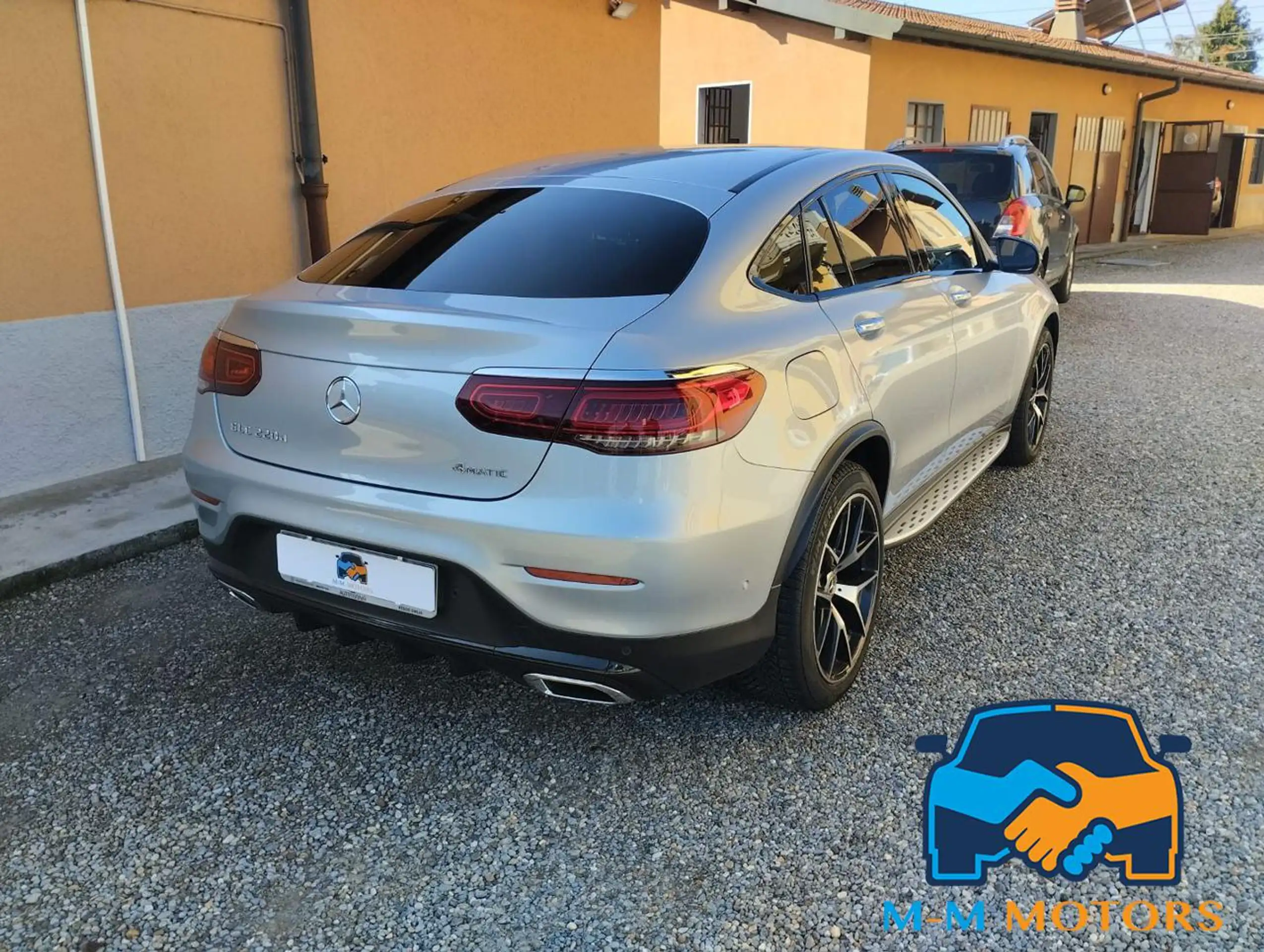 Mercedes-Benz - GLC 220