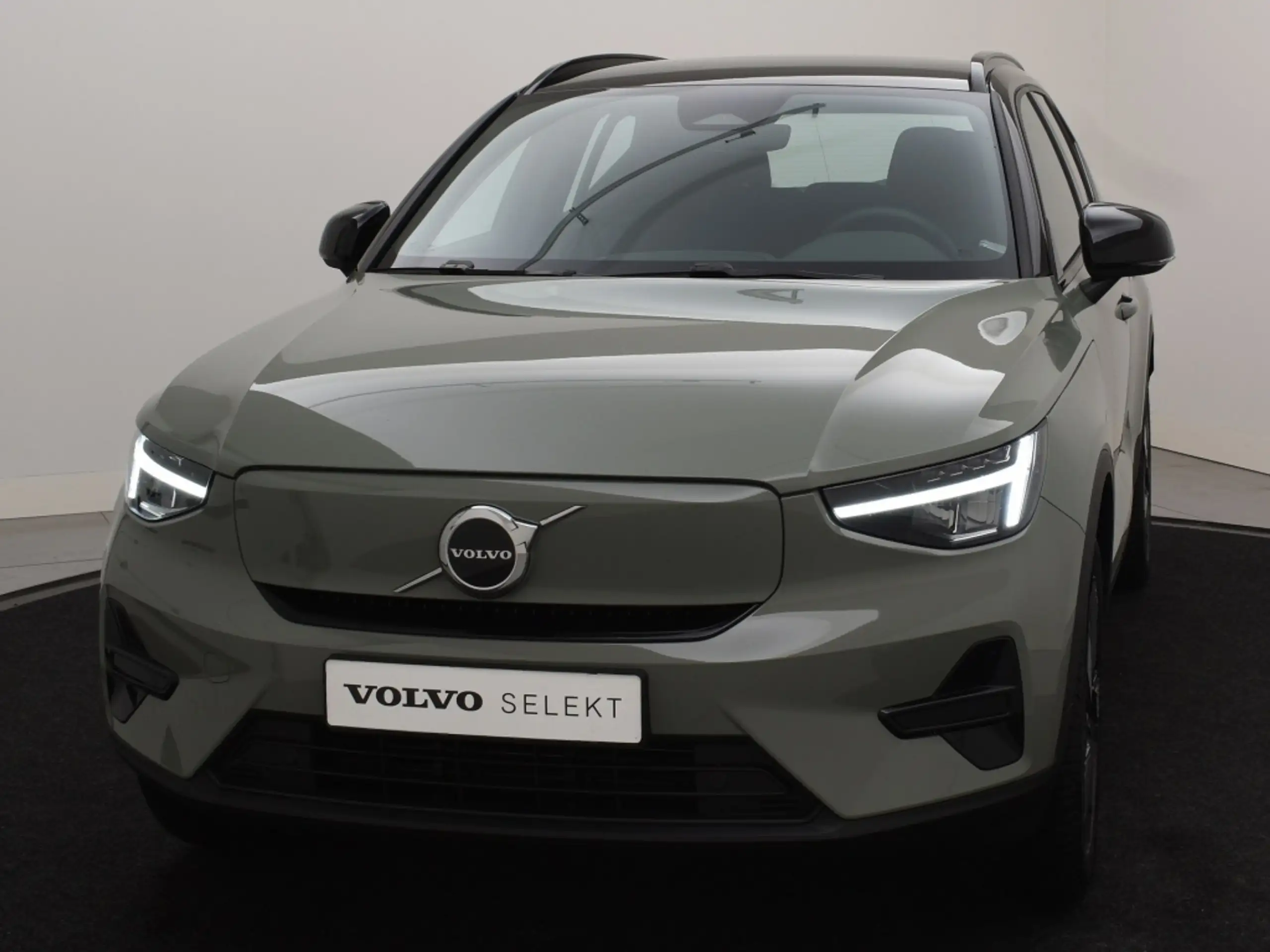 Volvo - XC40