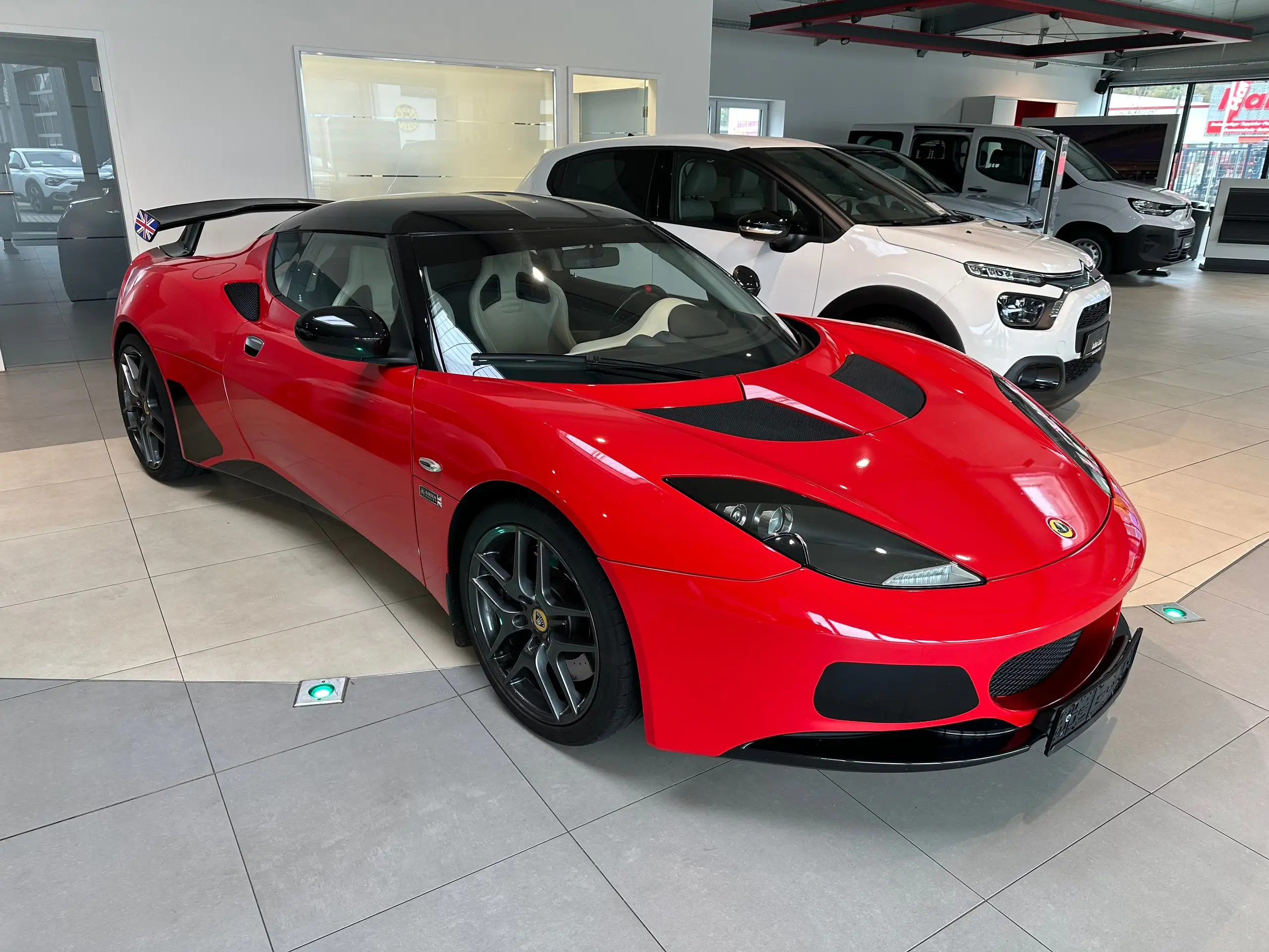 Lotus - Evora