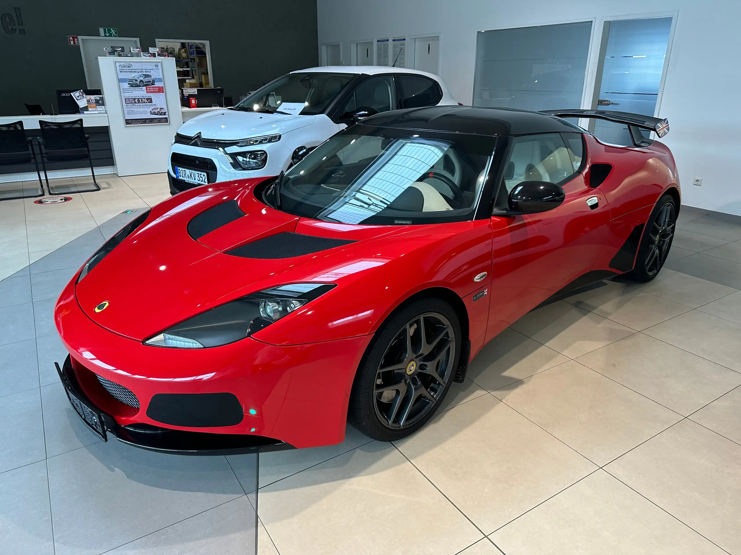 Lotus - Evora