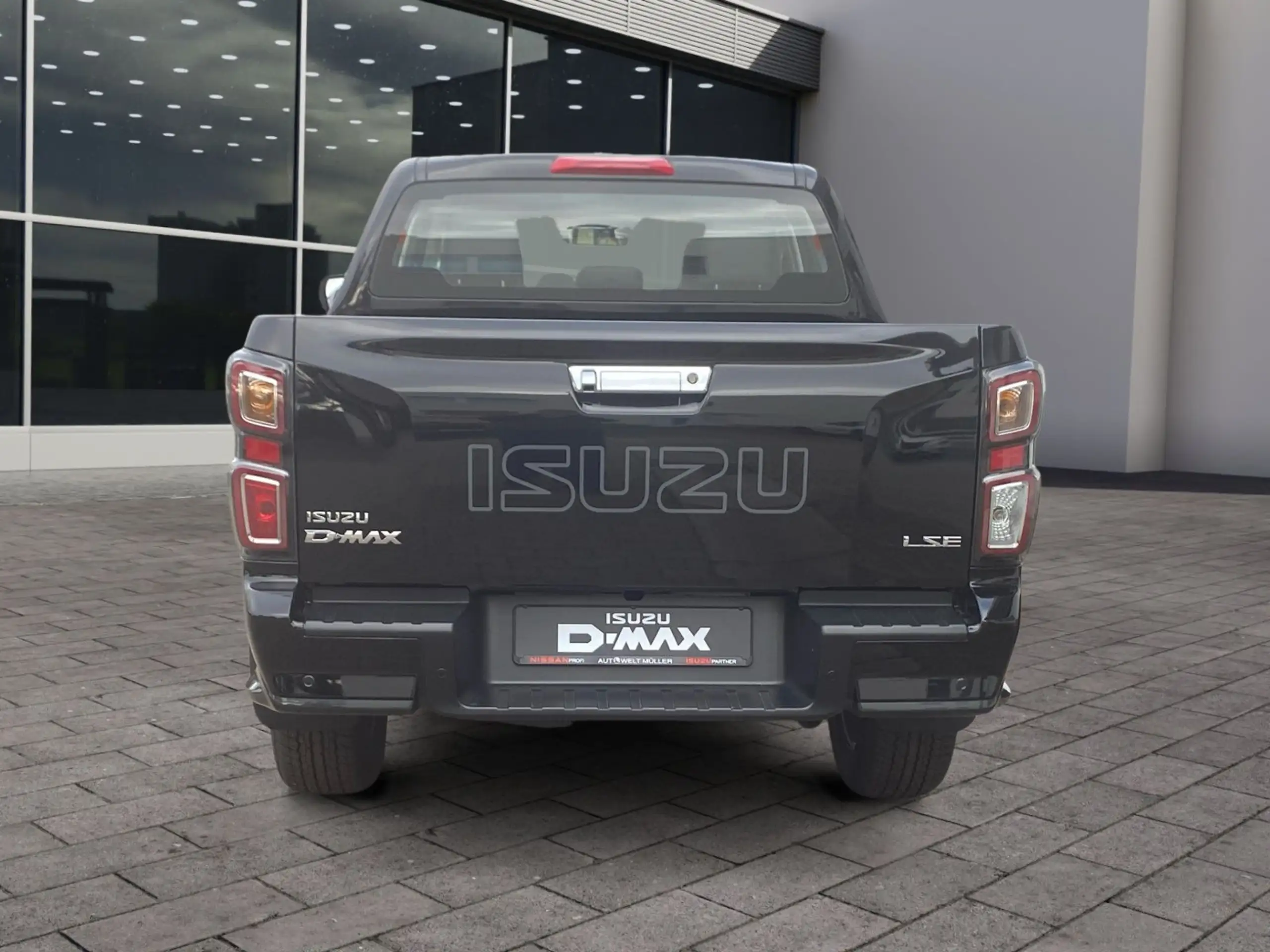 Isuzu - D-Max