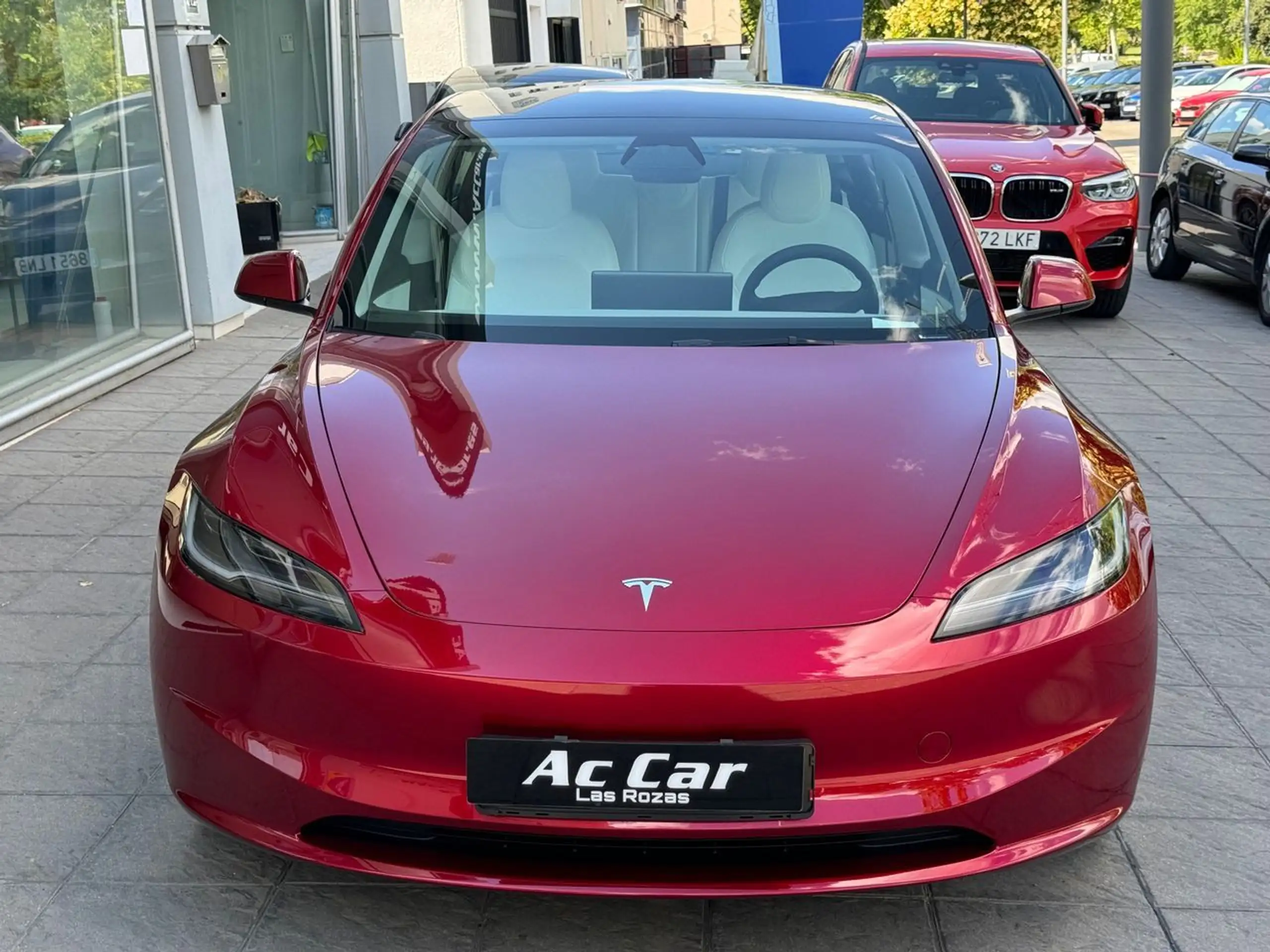 Tesla - Model 3