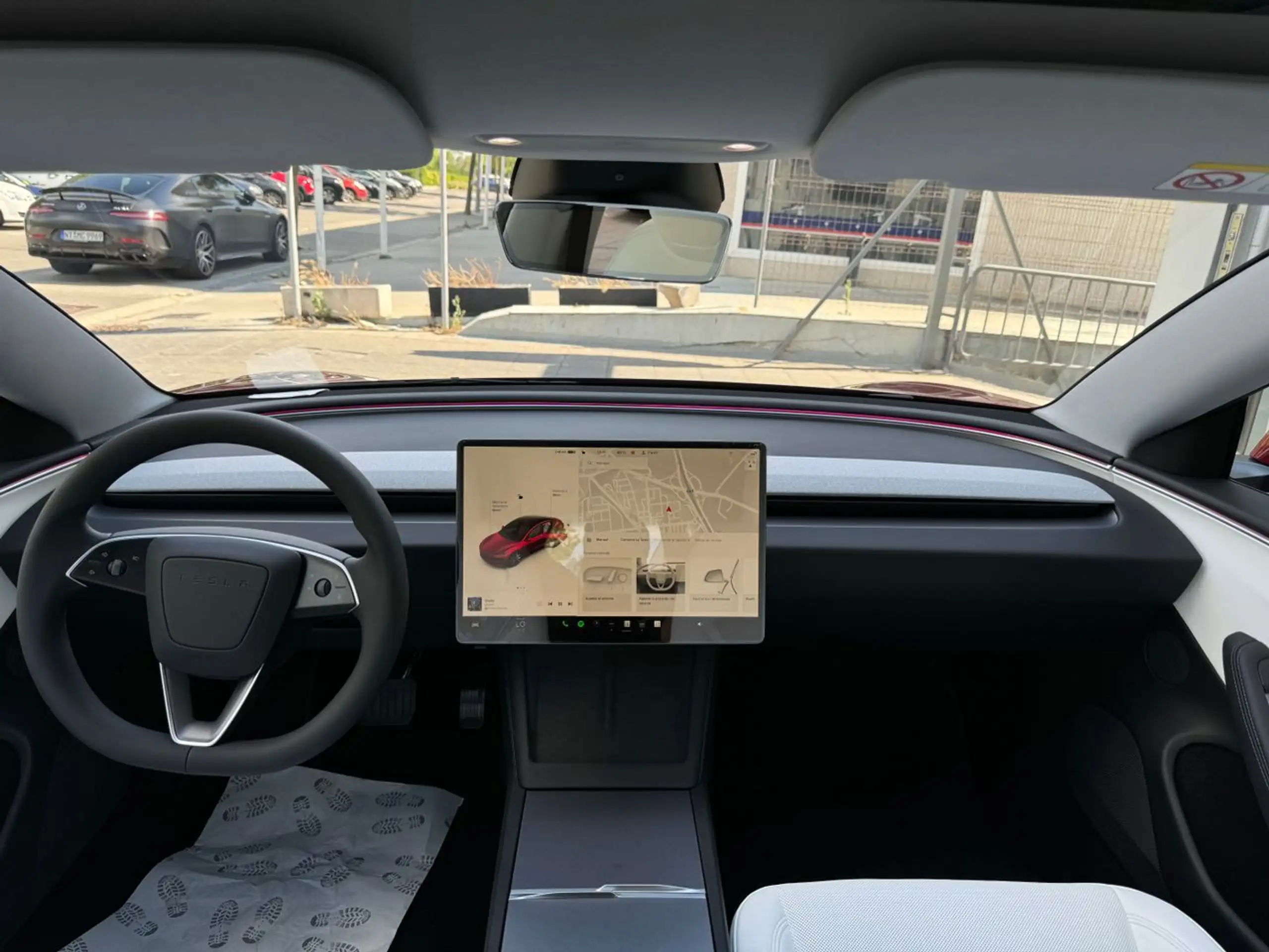 Tesla - Model 3