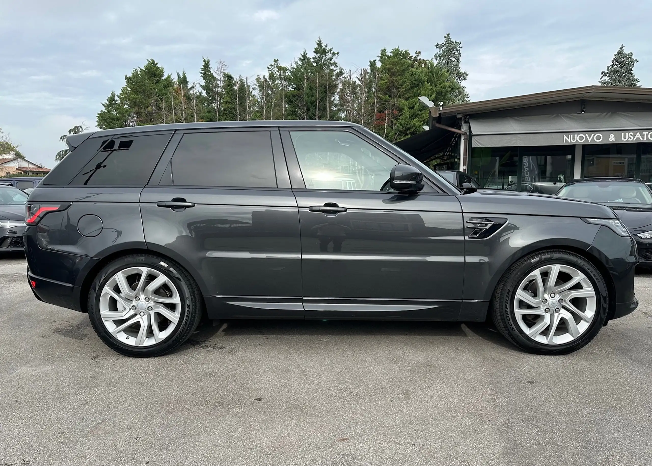 Land Rover - Range Rover Sport