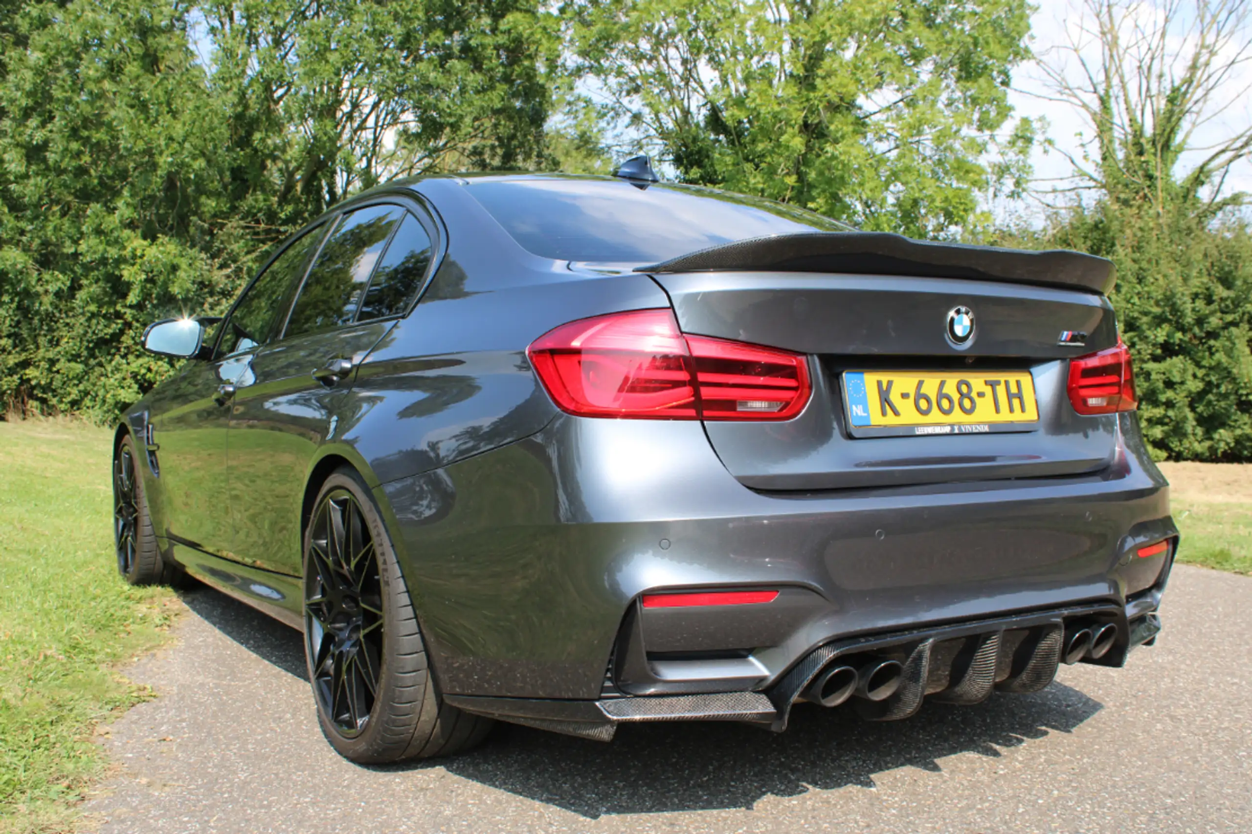 BMW - M3