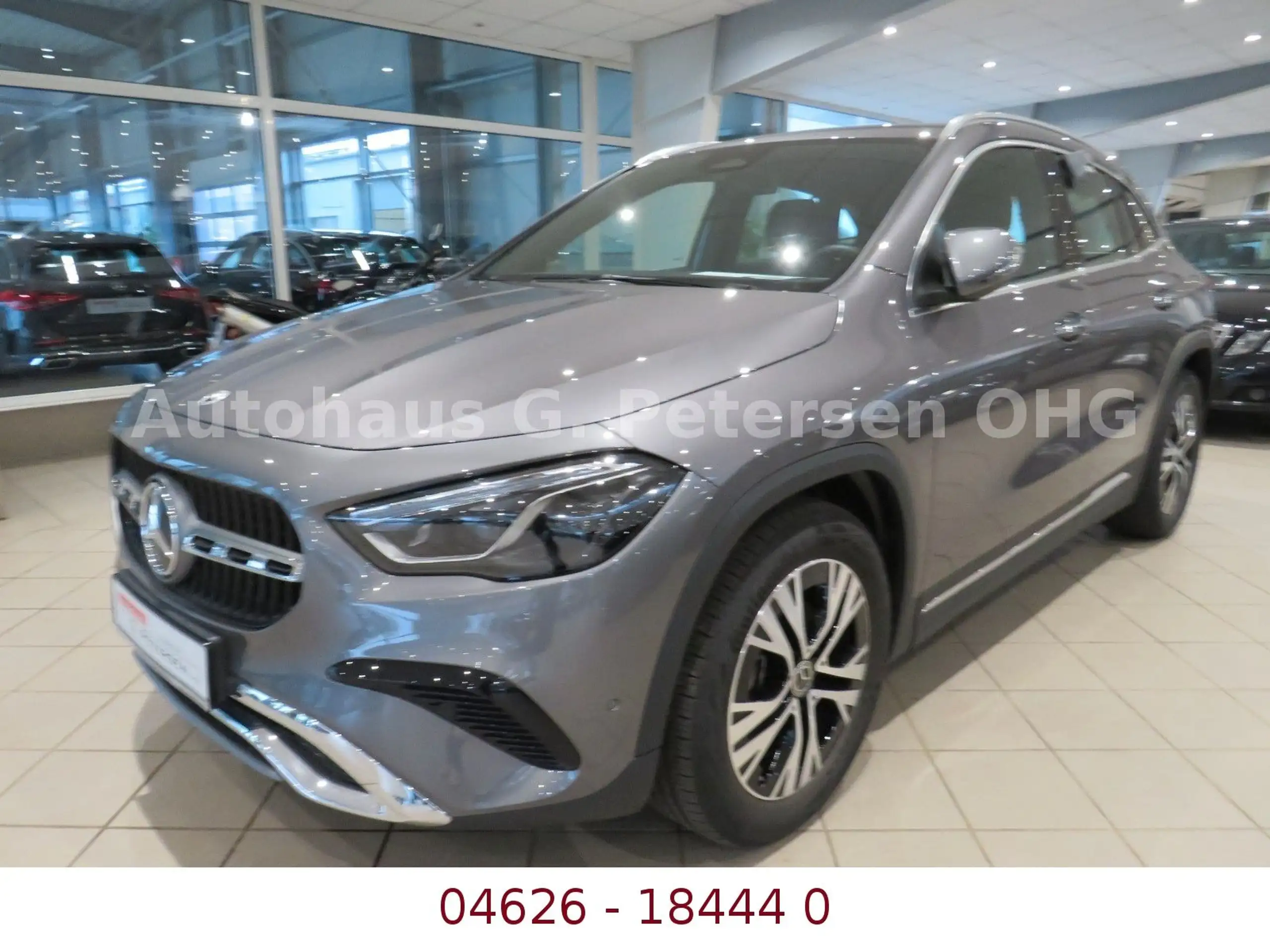 Mercedes-Benz - GLA 200