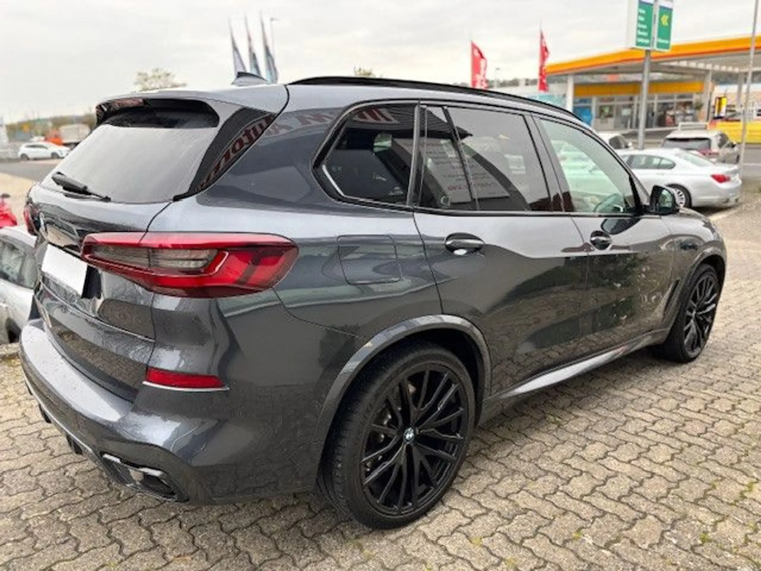 BMW - X5 M